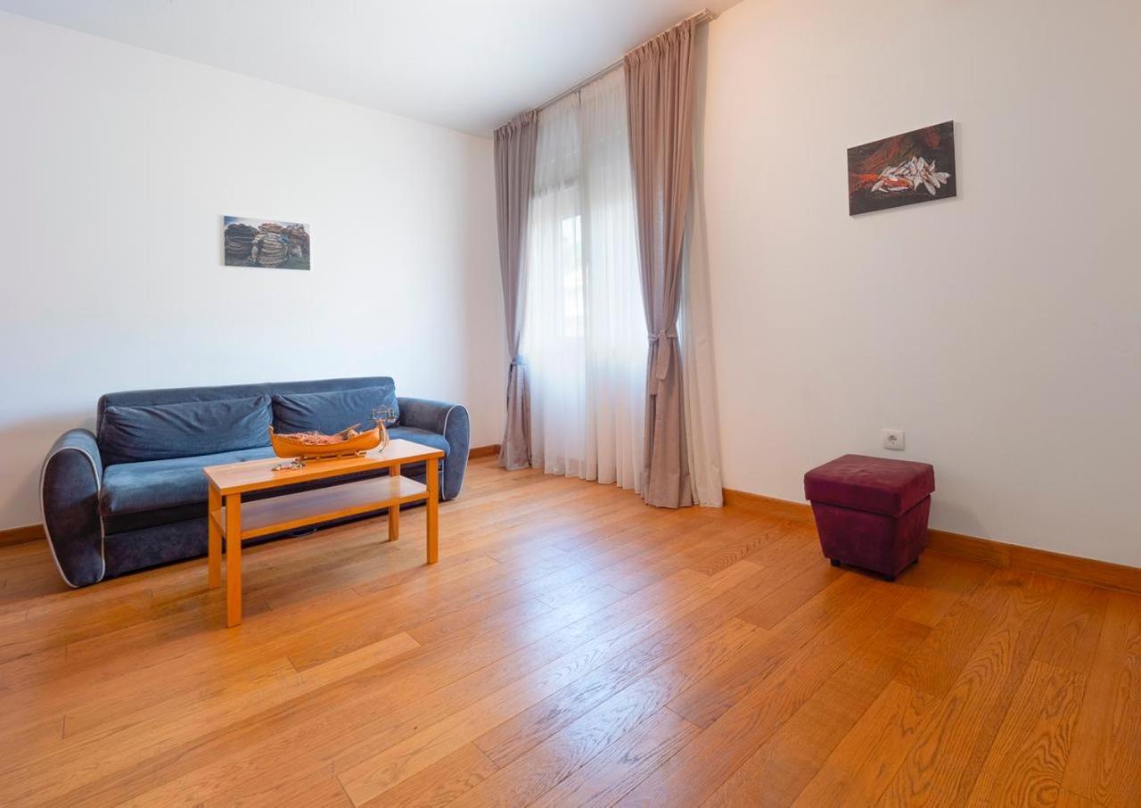 Seaside Rest Apartments