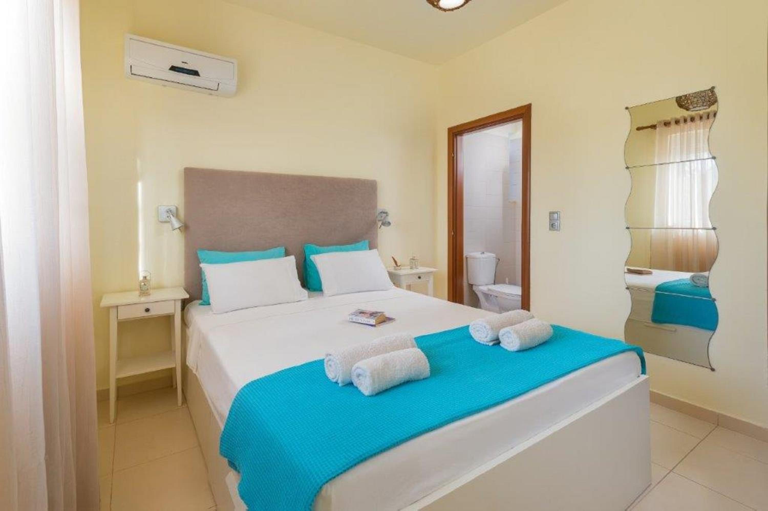 Cathrin Beachfront Villa view 2