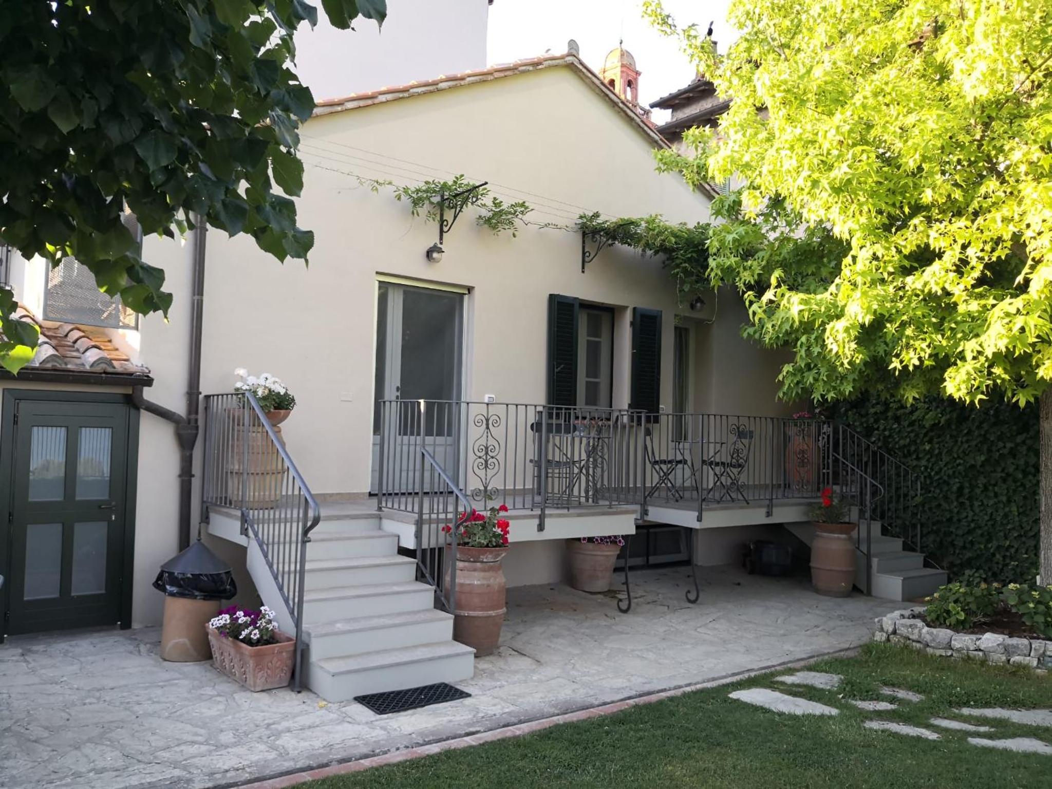 Photo 42