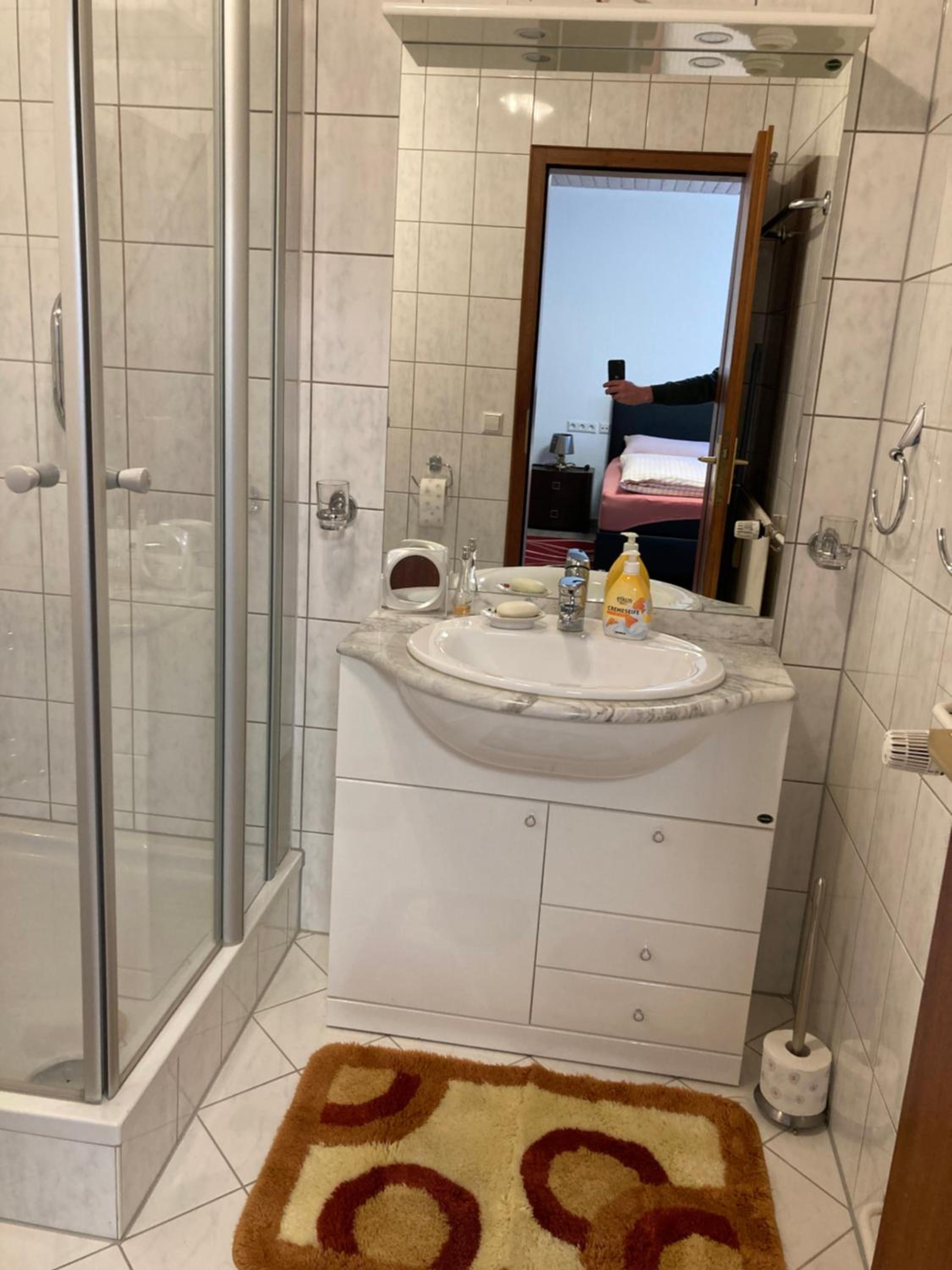Haus Sonne en Todtmoos — bathroom