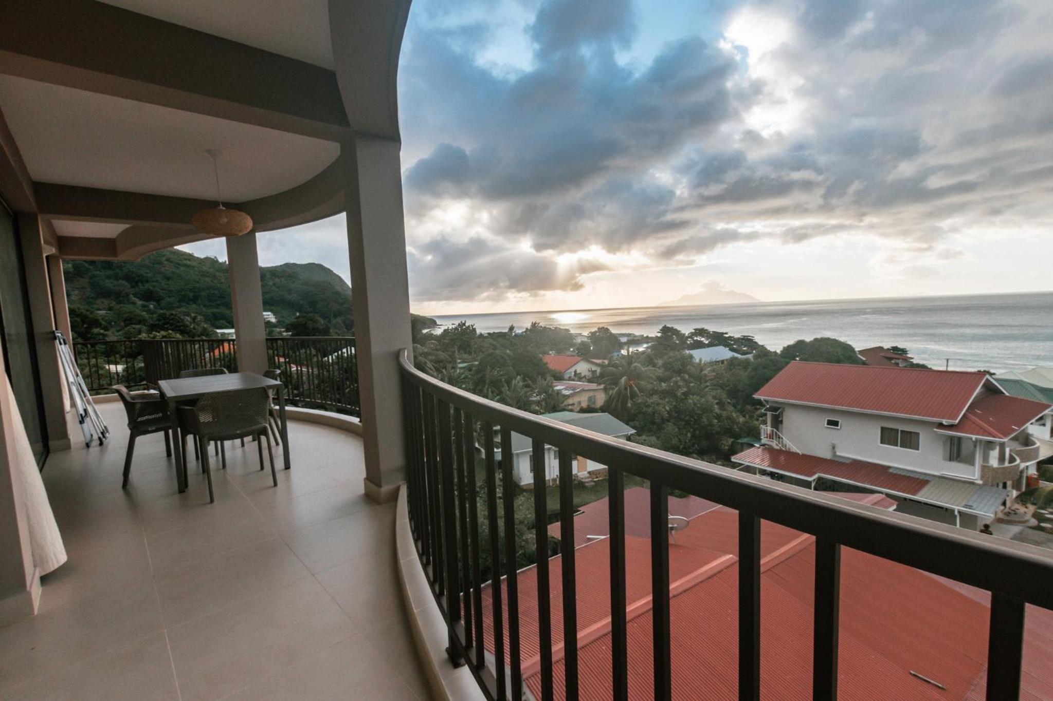 Villa Rousseau photo 4