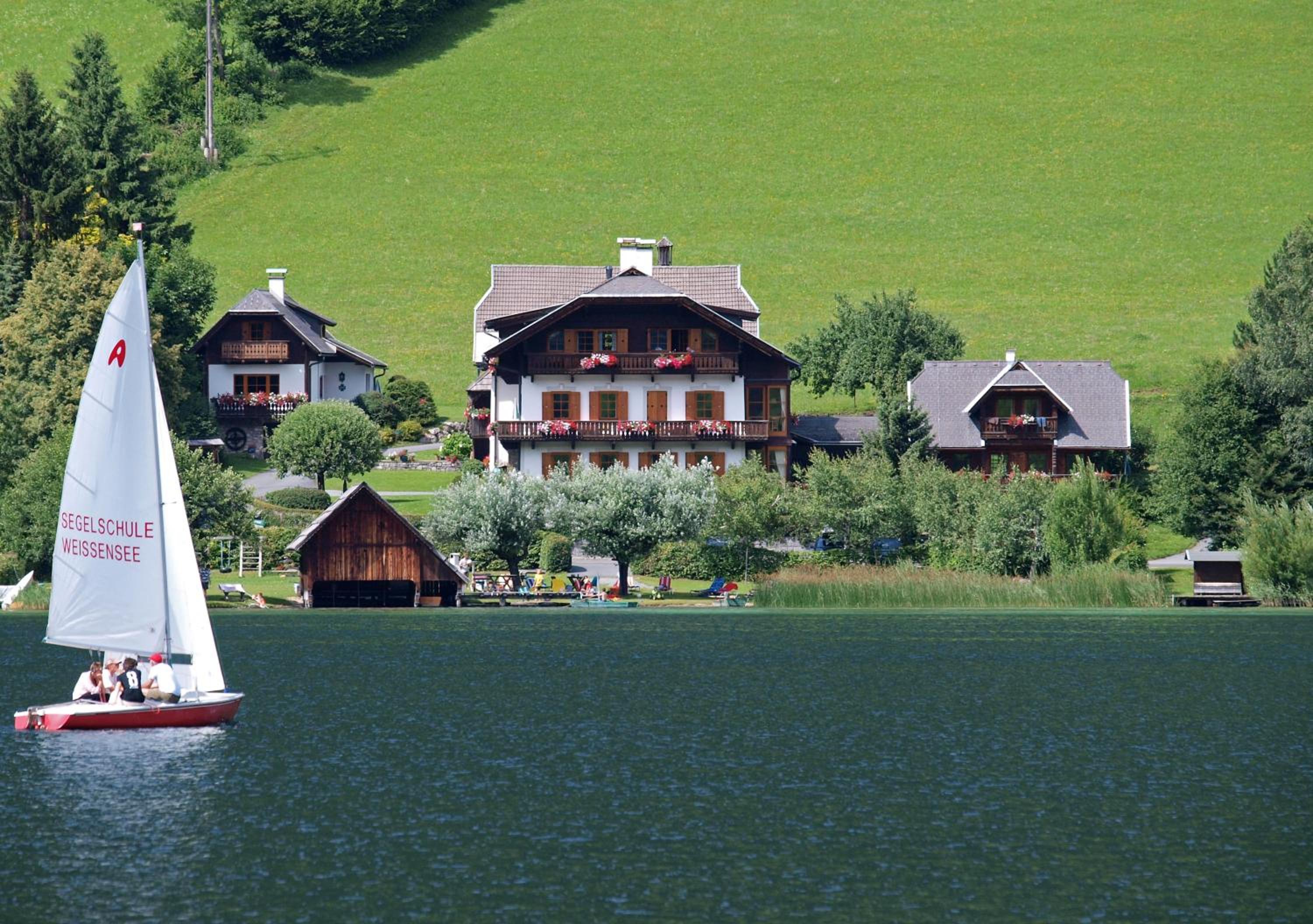 Ferienhof Obergasser und Bergblick