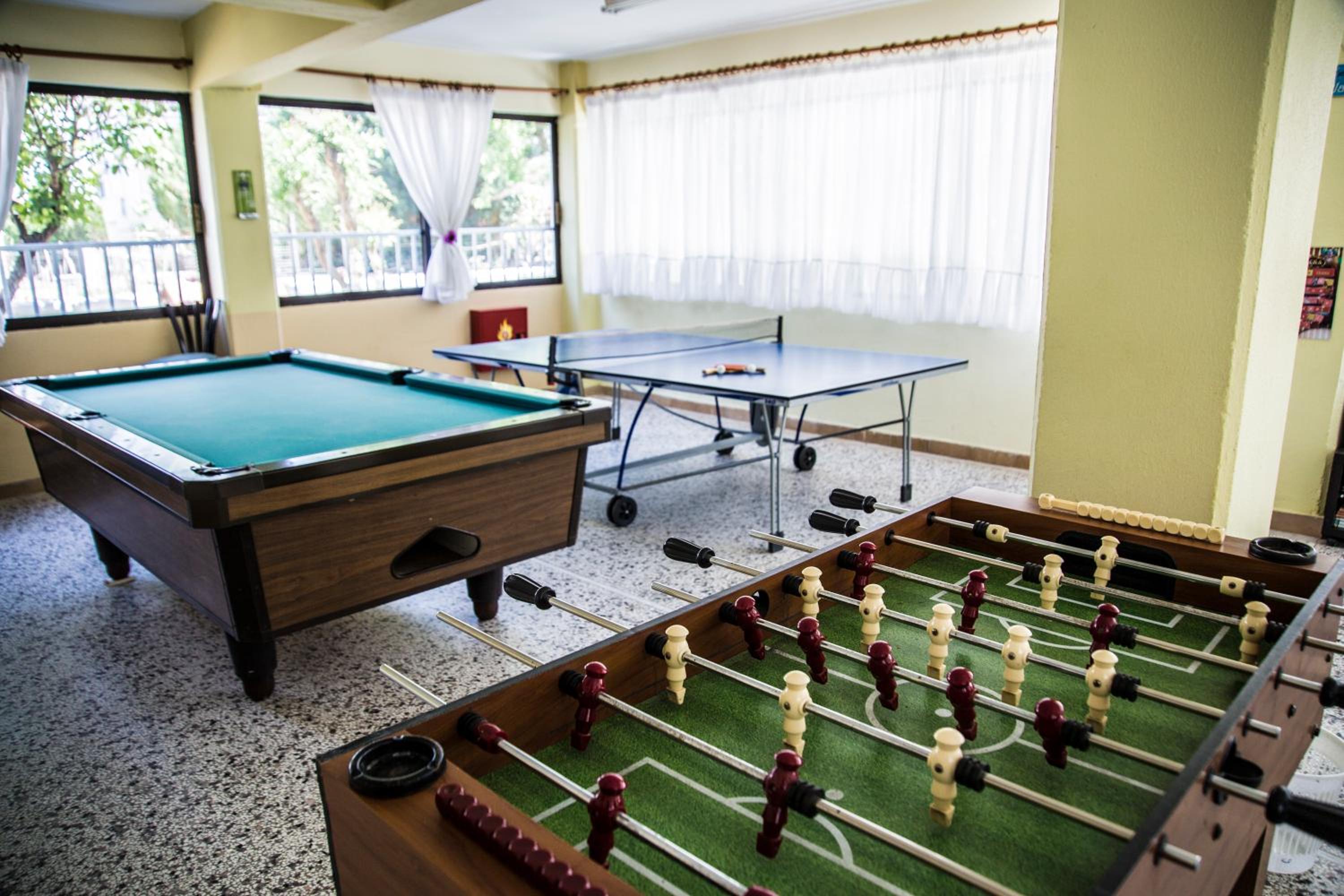Dionisos Palms Apartments