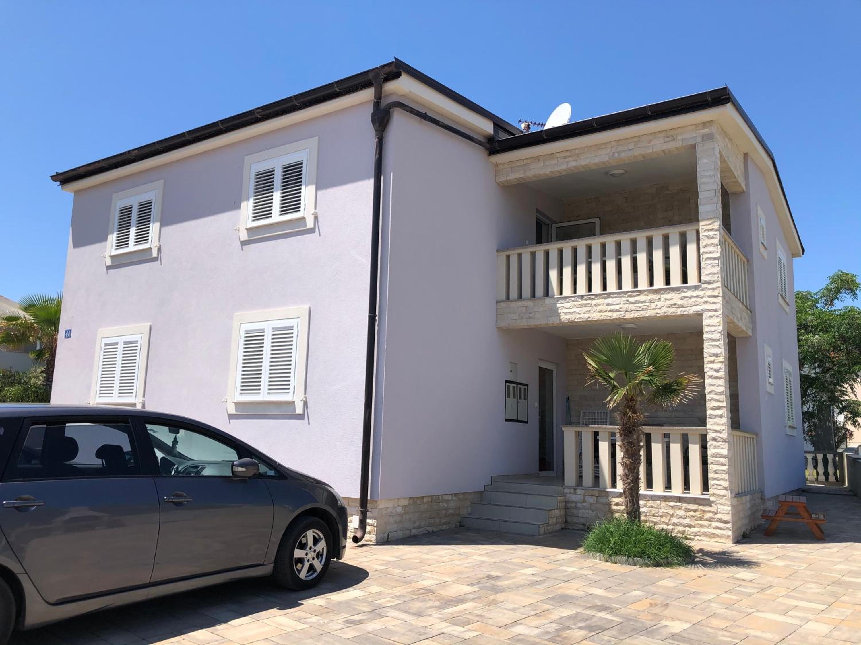 Hotel Lavanda Centar Vir - Image 1