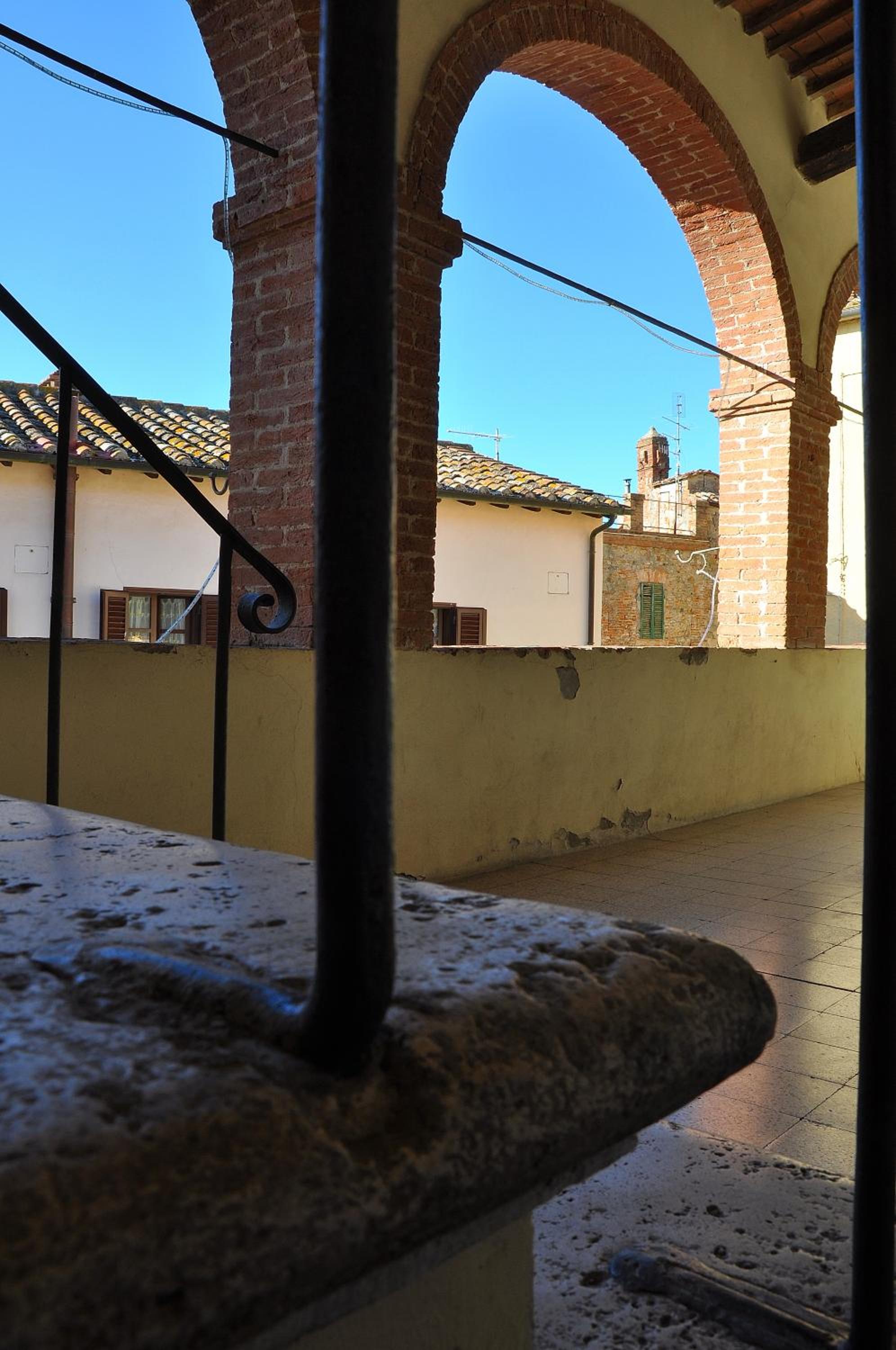 Le Logge Casa Vacanze view 3