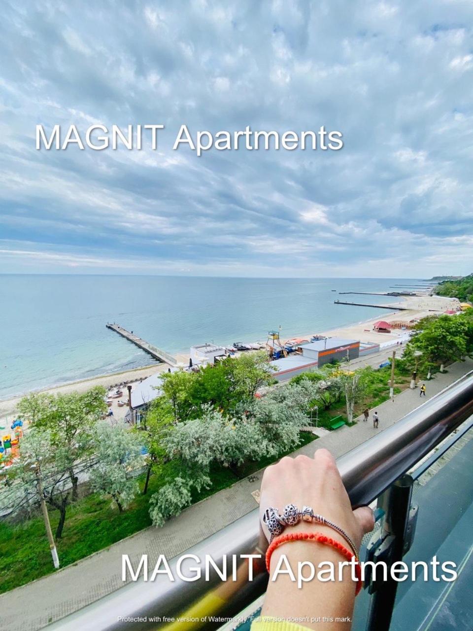 MAGNIT Apartments у самого моря view 5