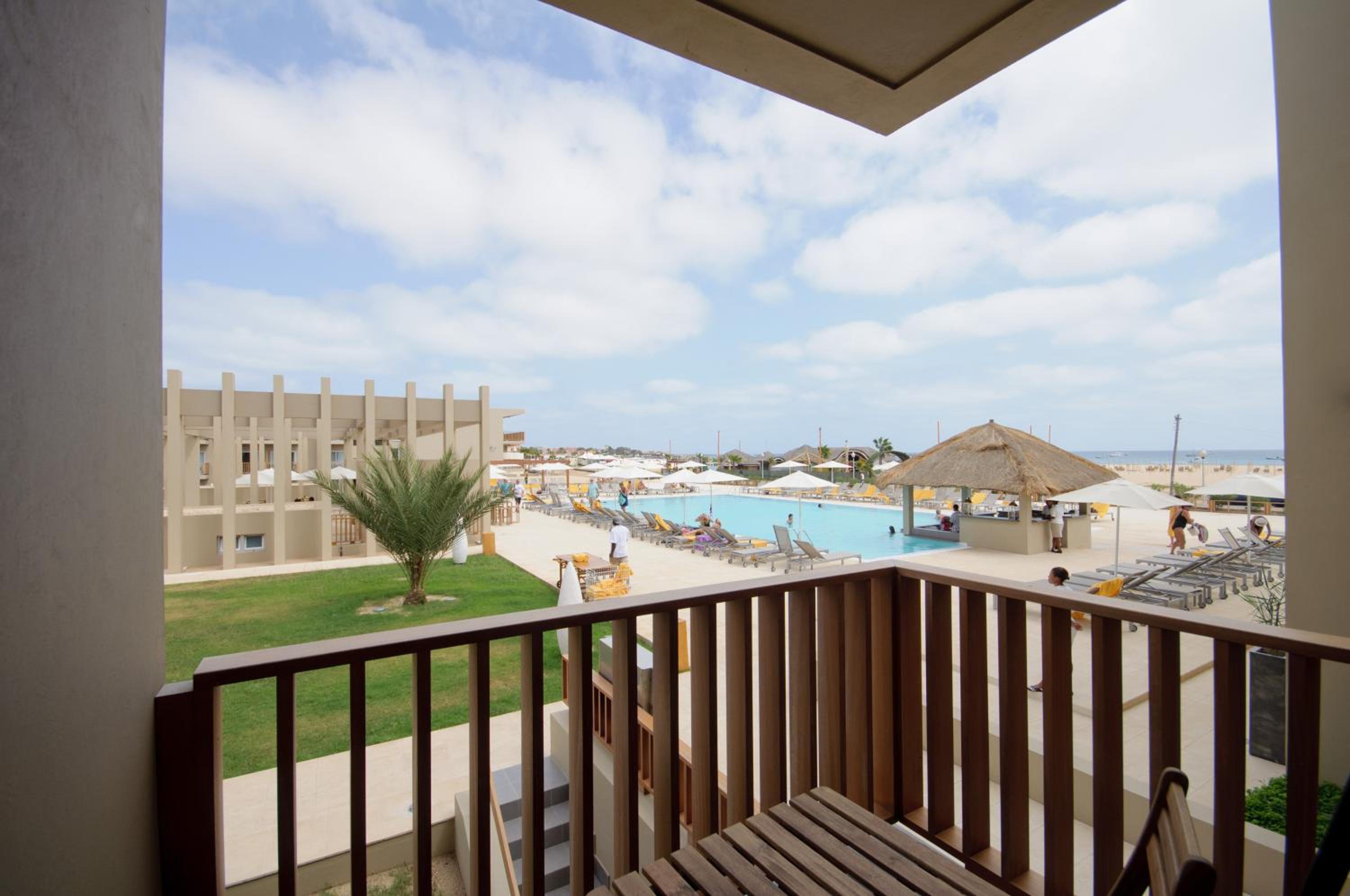 Oasis Salinas Sea
