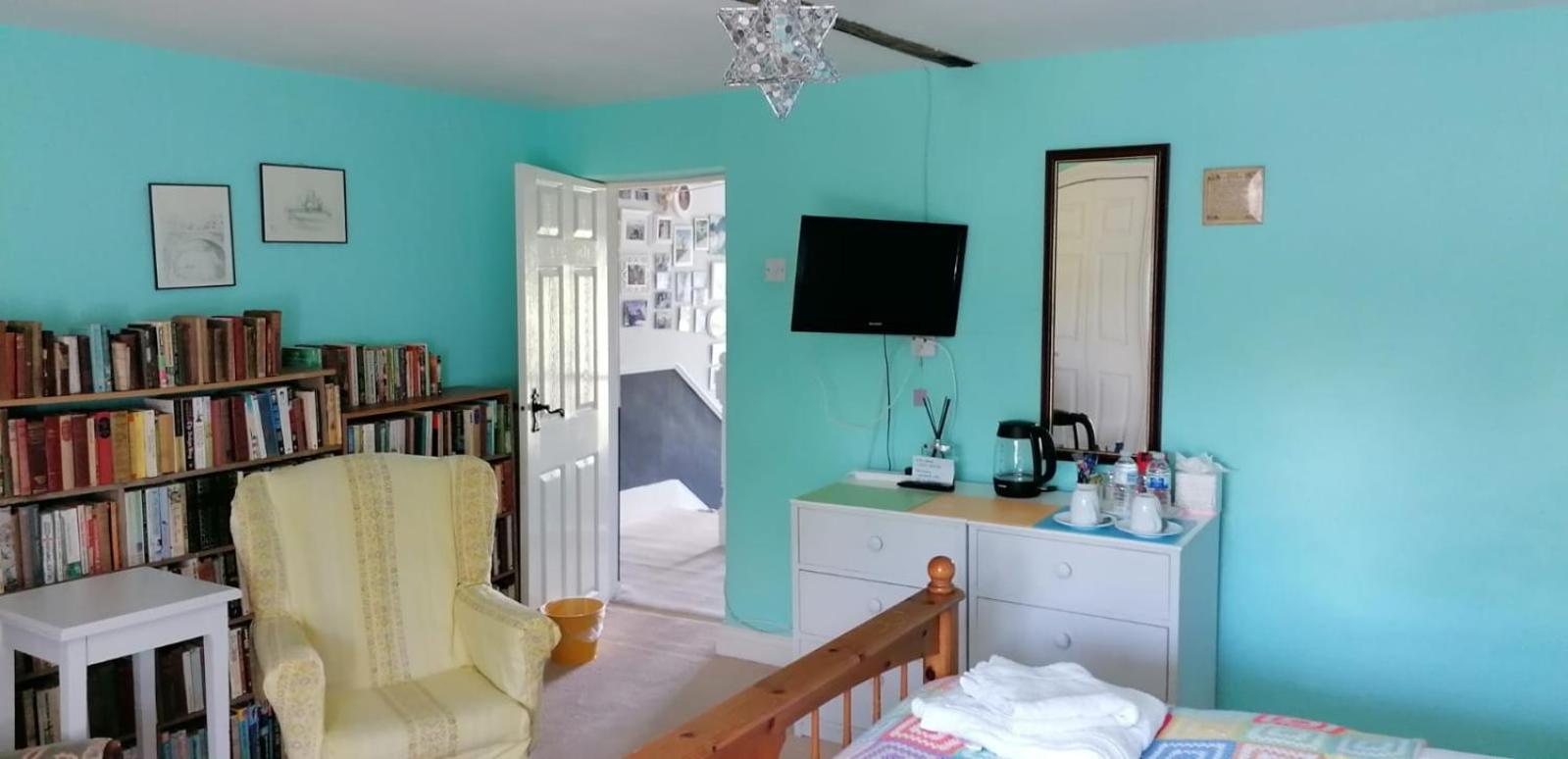 Photo 11