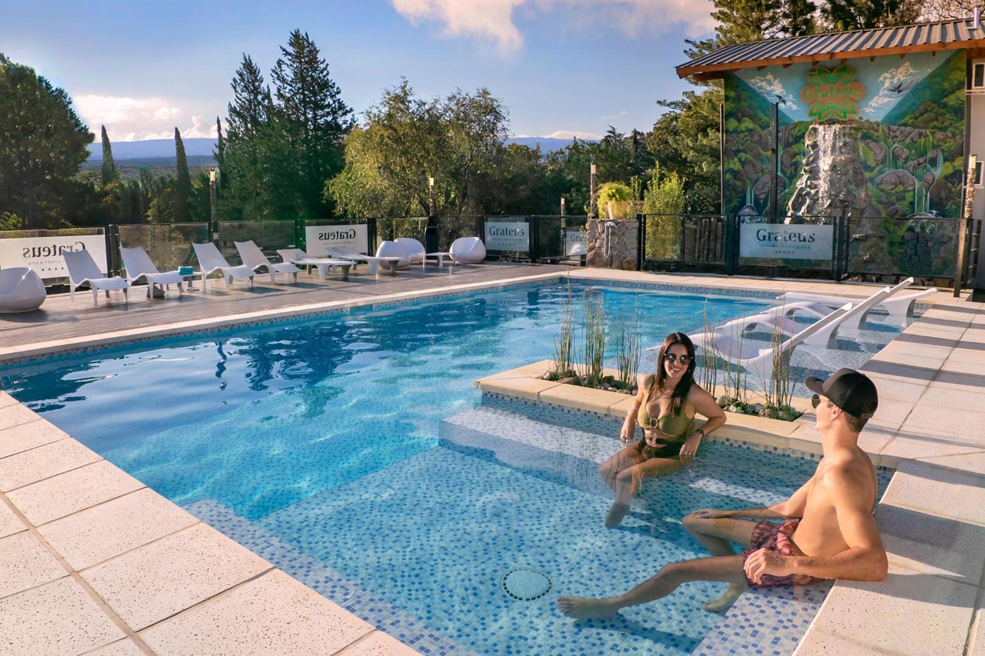 Grateus Luxury Apart & Spa