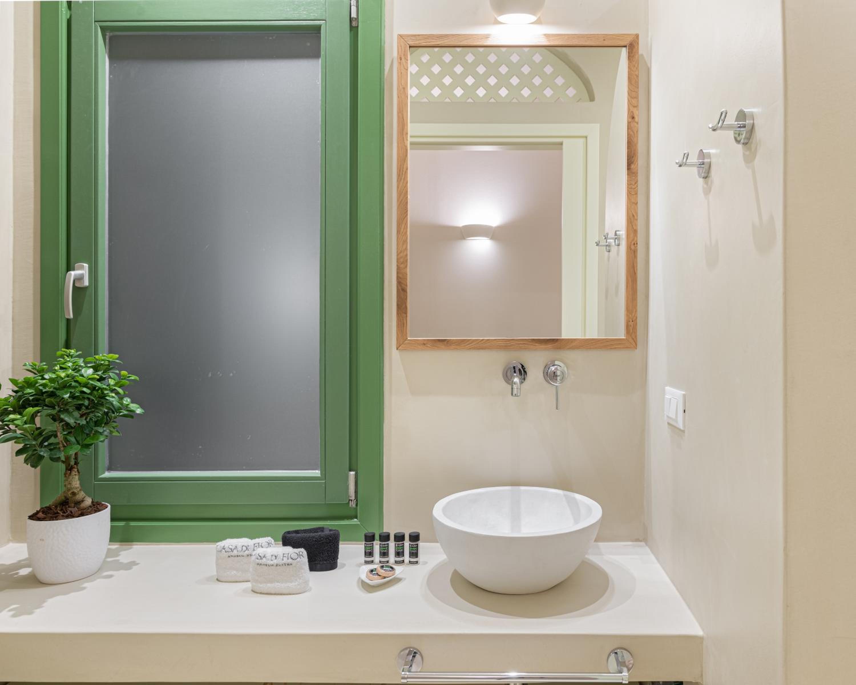 Photo 32