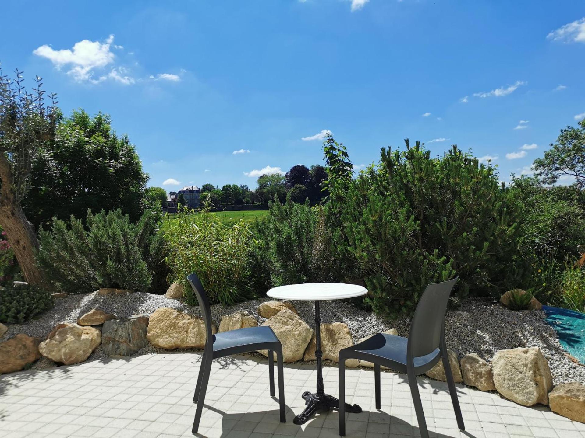 outdoor BBQ area