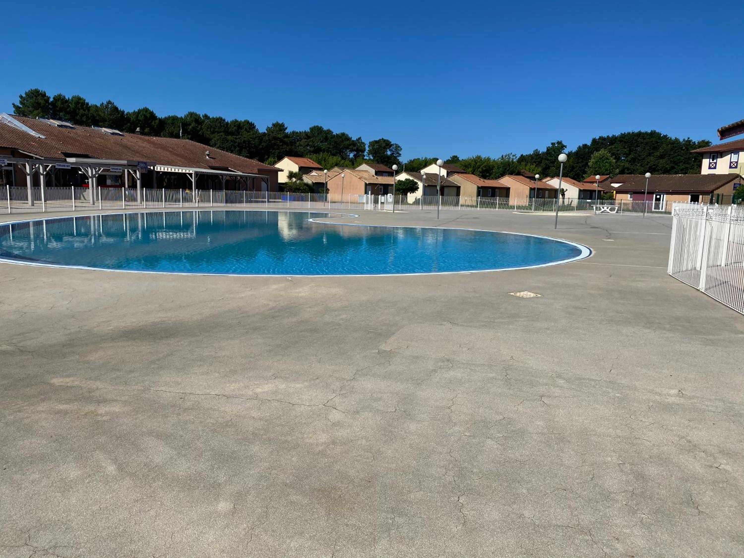 Appart pour 4 à 6 pers Les résidences du lac Soustons plage Piscine proche golf océan