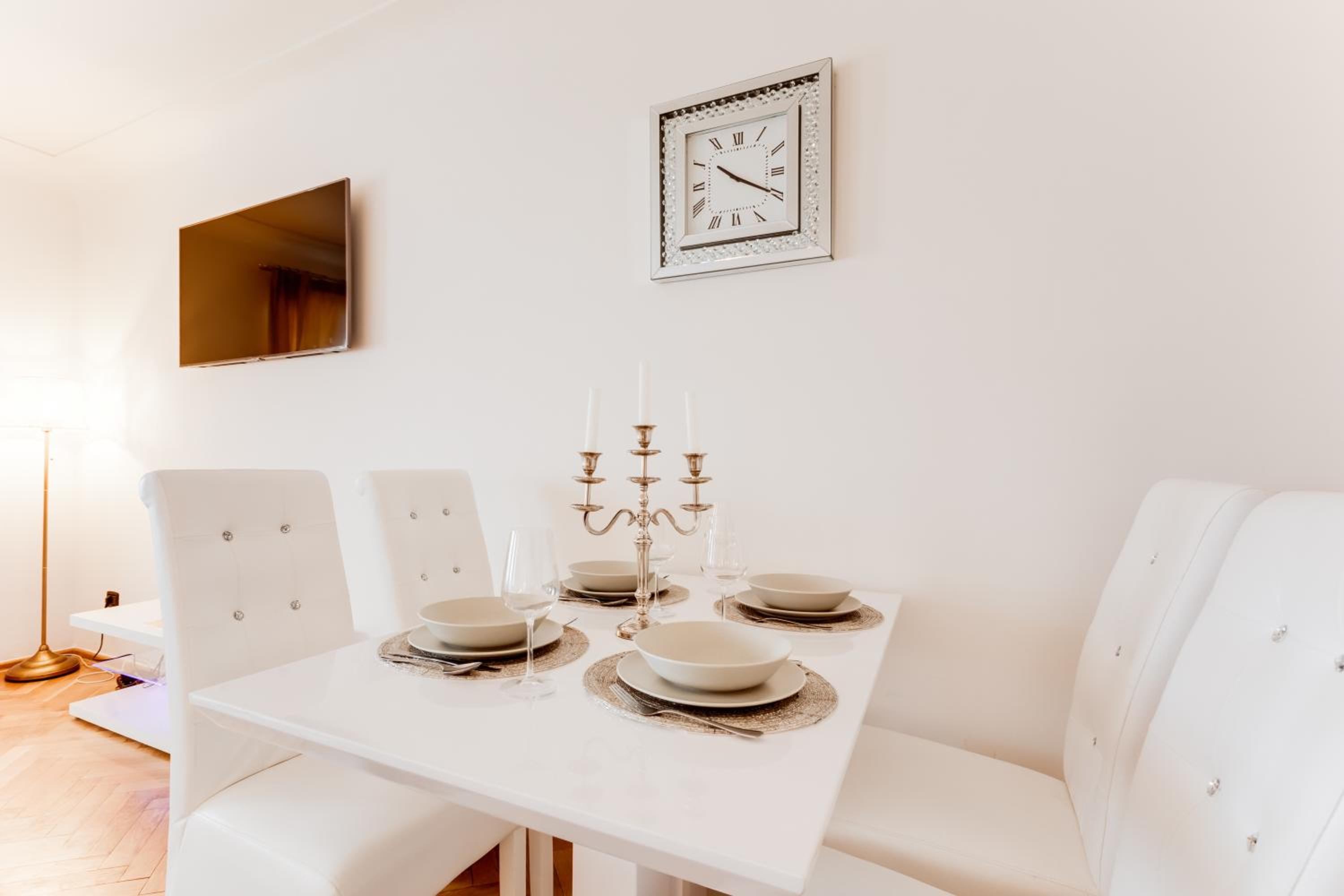 Charles Bridge Royal Apartments - Castle District