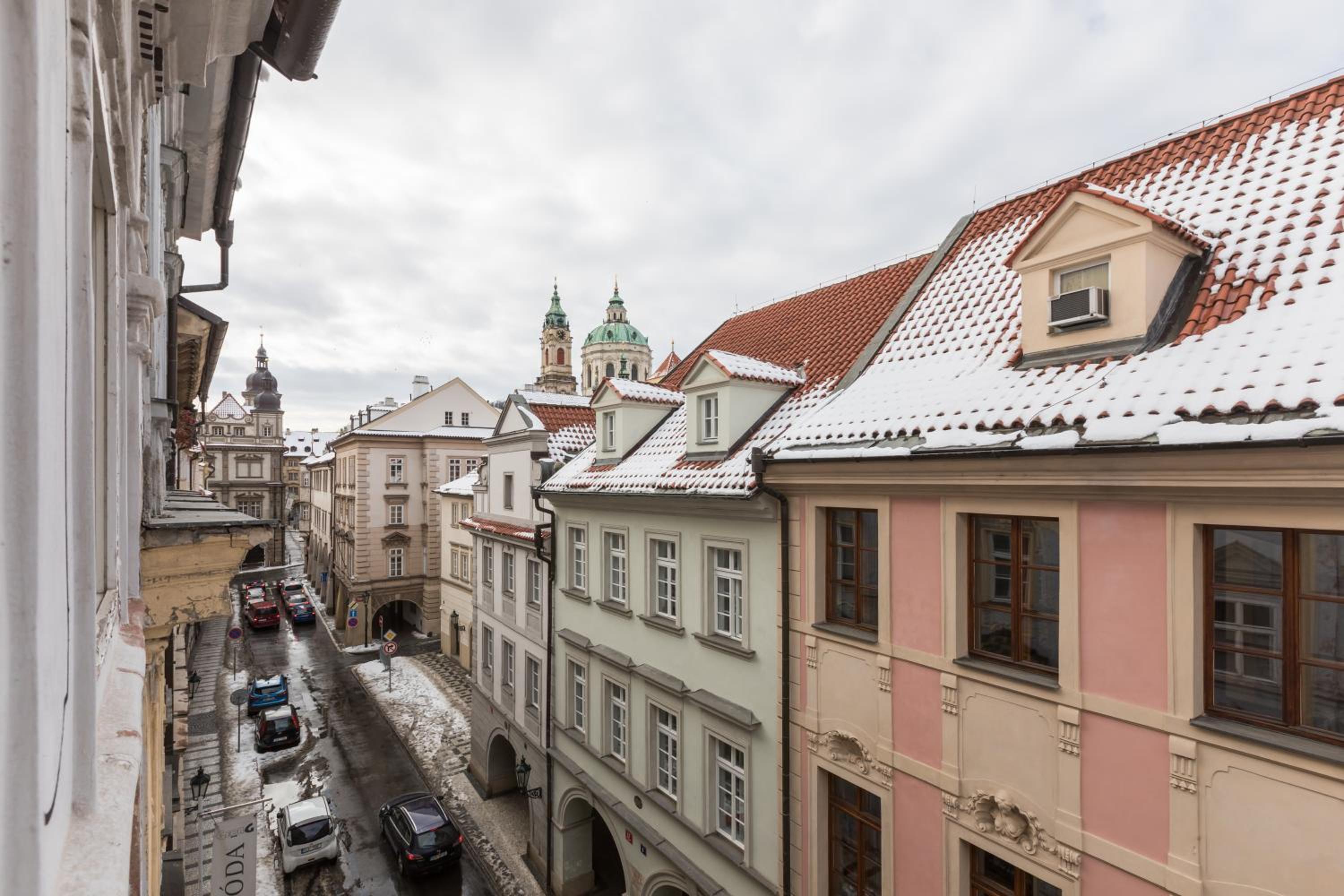 Charles Bridge Royal Apartments - Castle District
