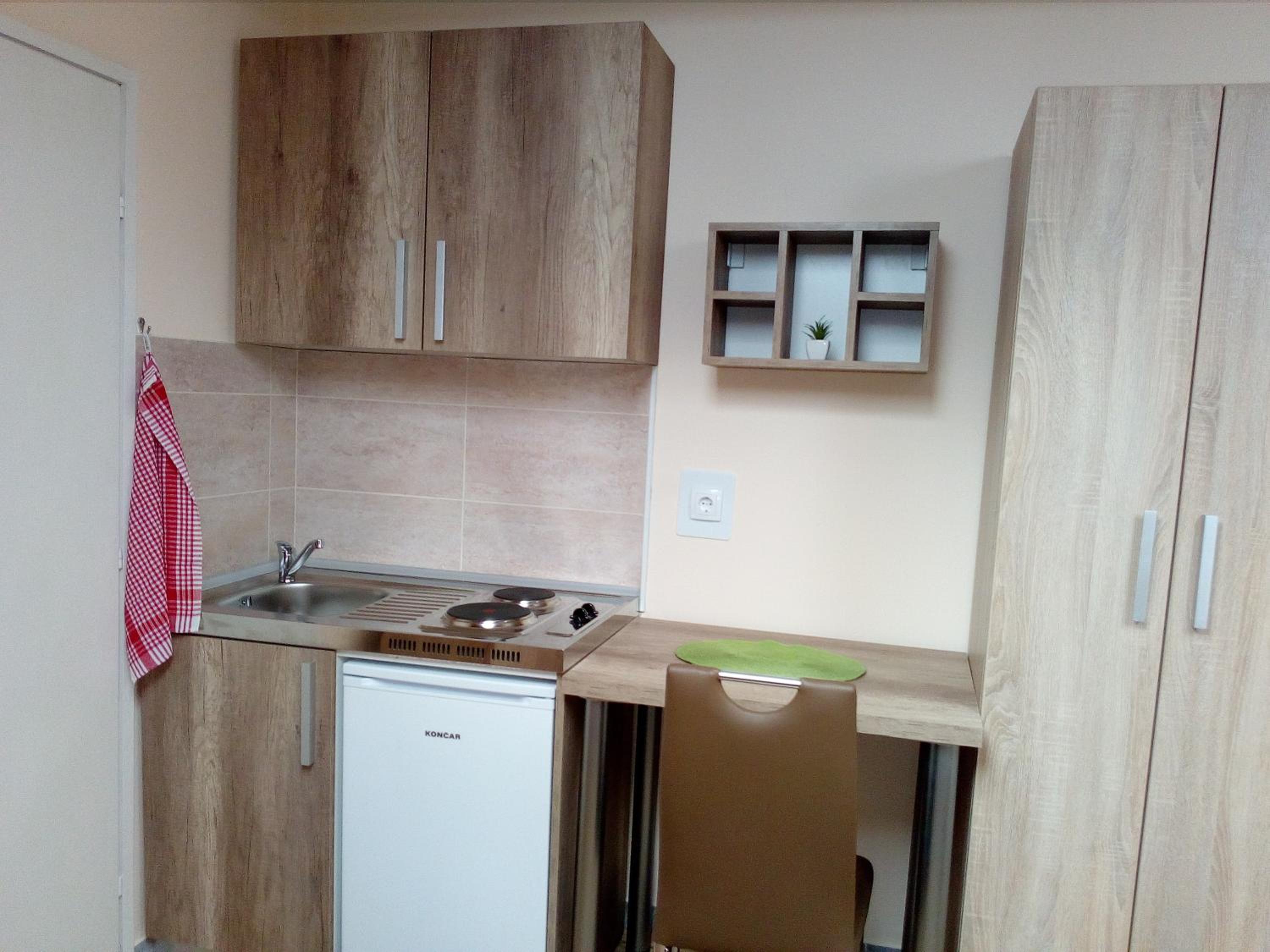 Photo 11