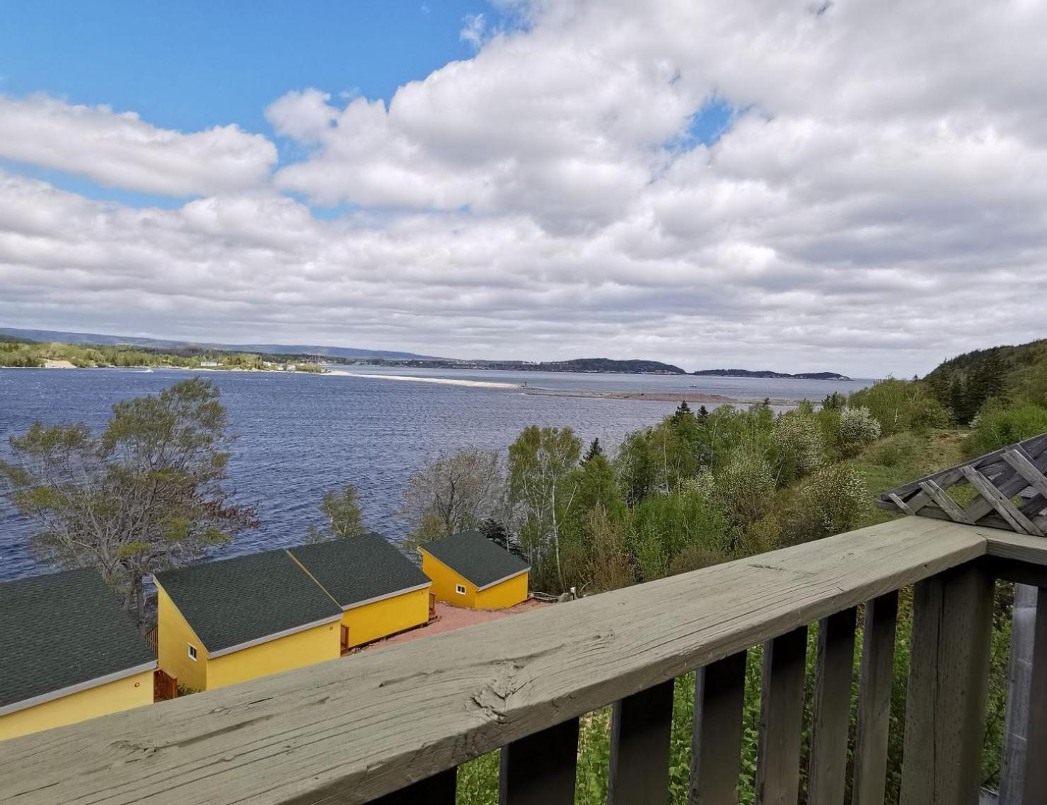 Knotty Pine Cottages, Suites & Motel Rooms
