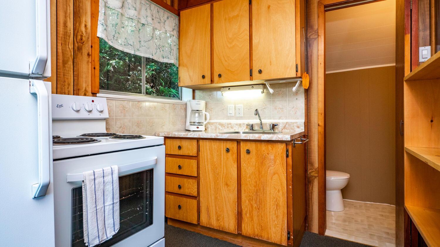 Bel Air Cottages and Motel