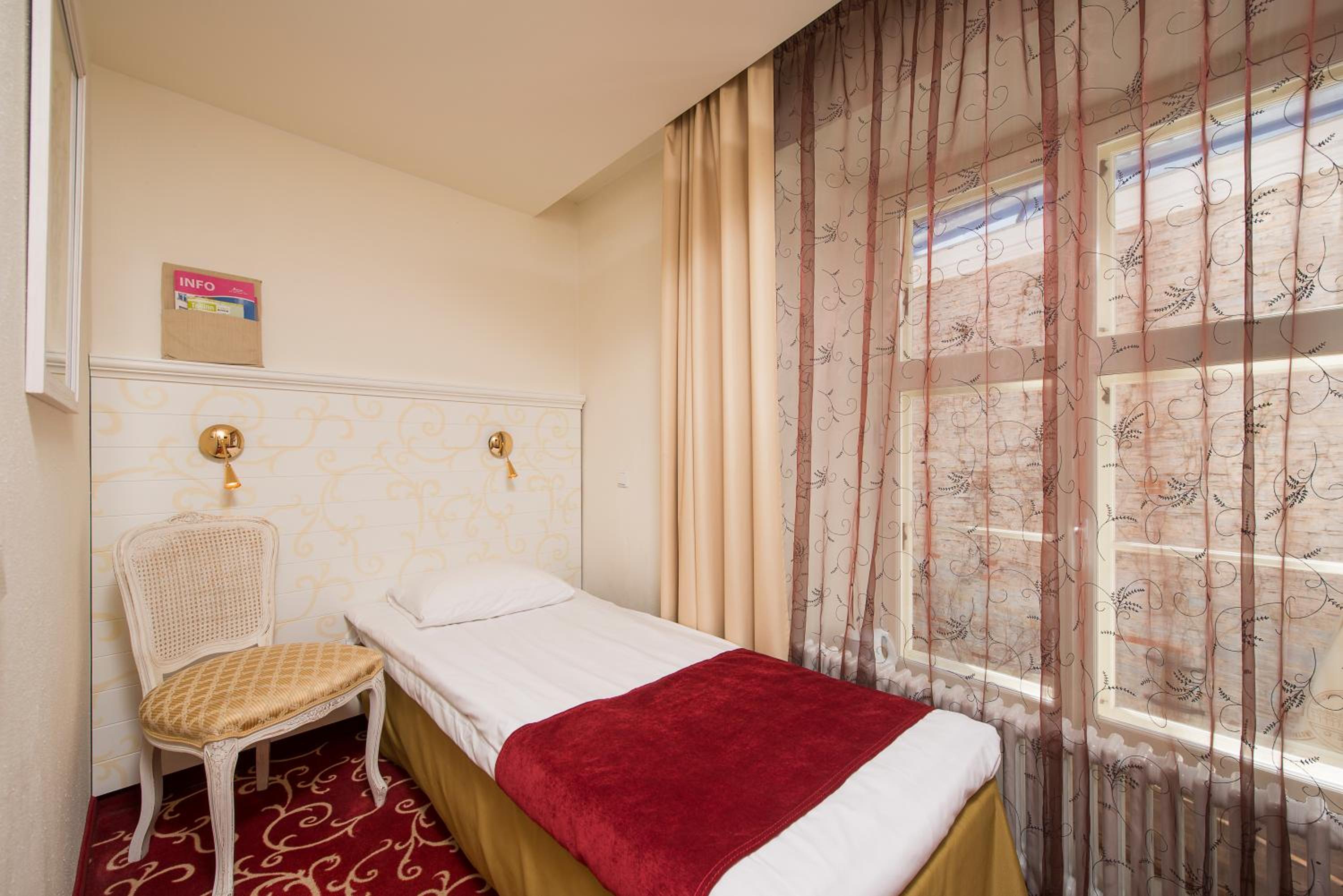 Tallinn Vacations - Meriton Old Town Garden Hotel - Property Image 69