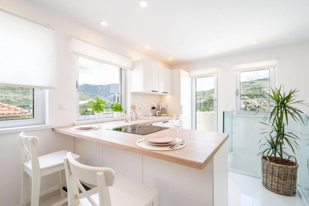 Villa Diana: Bayside View Beauty - a romantic home