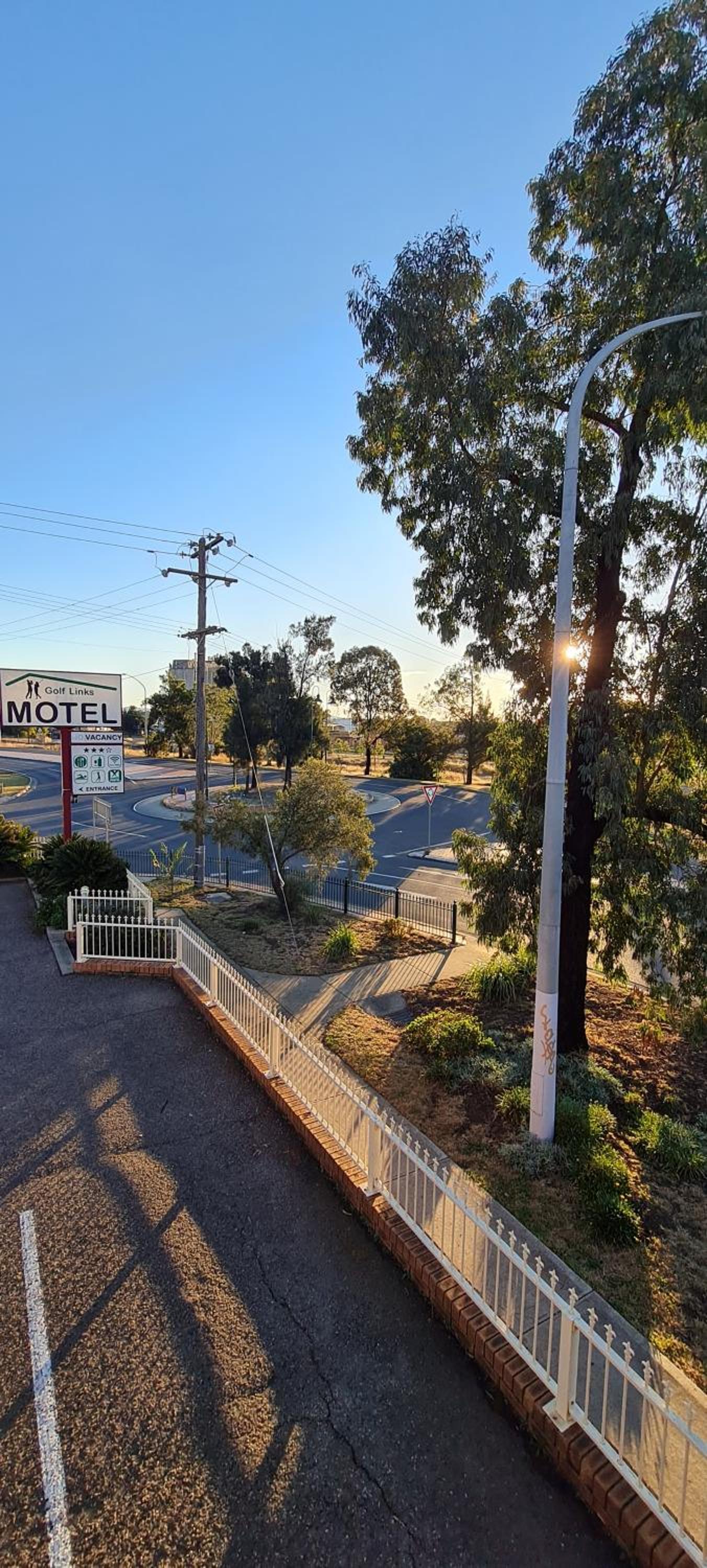 Golf Links Motel