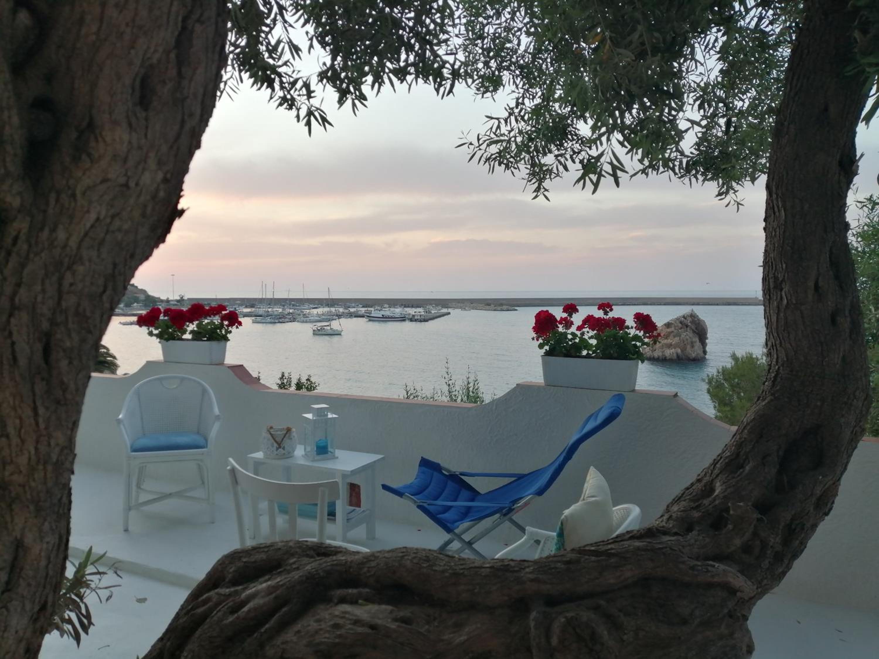 Cefalù Caldura house view 5