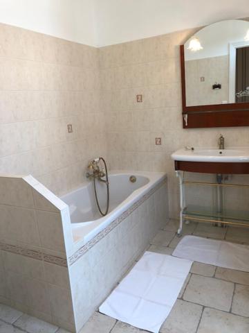 Le clos st Justin view 3