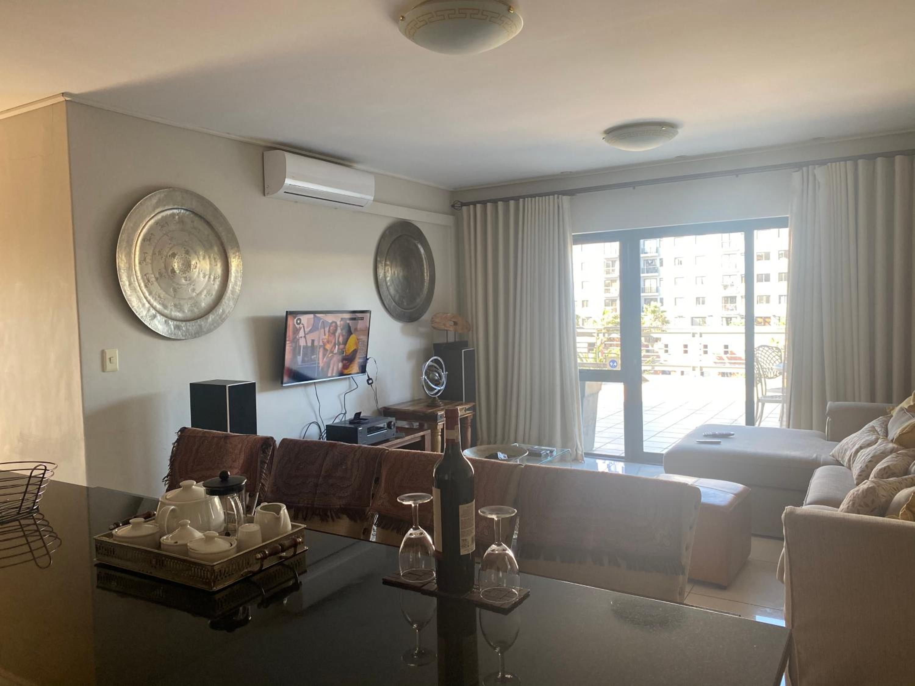 Manhattan Luxe Suite at Canal Walk