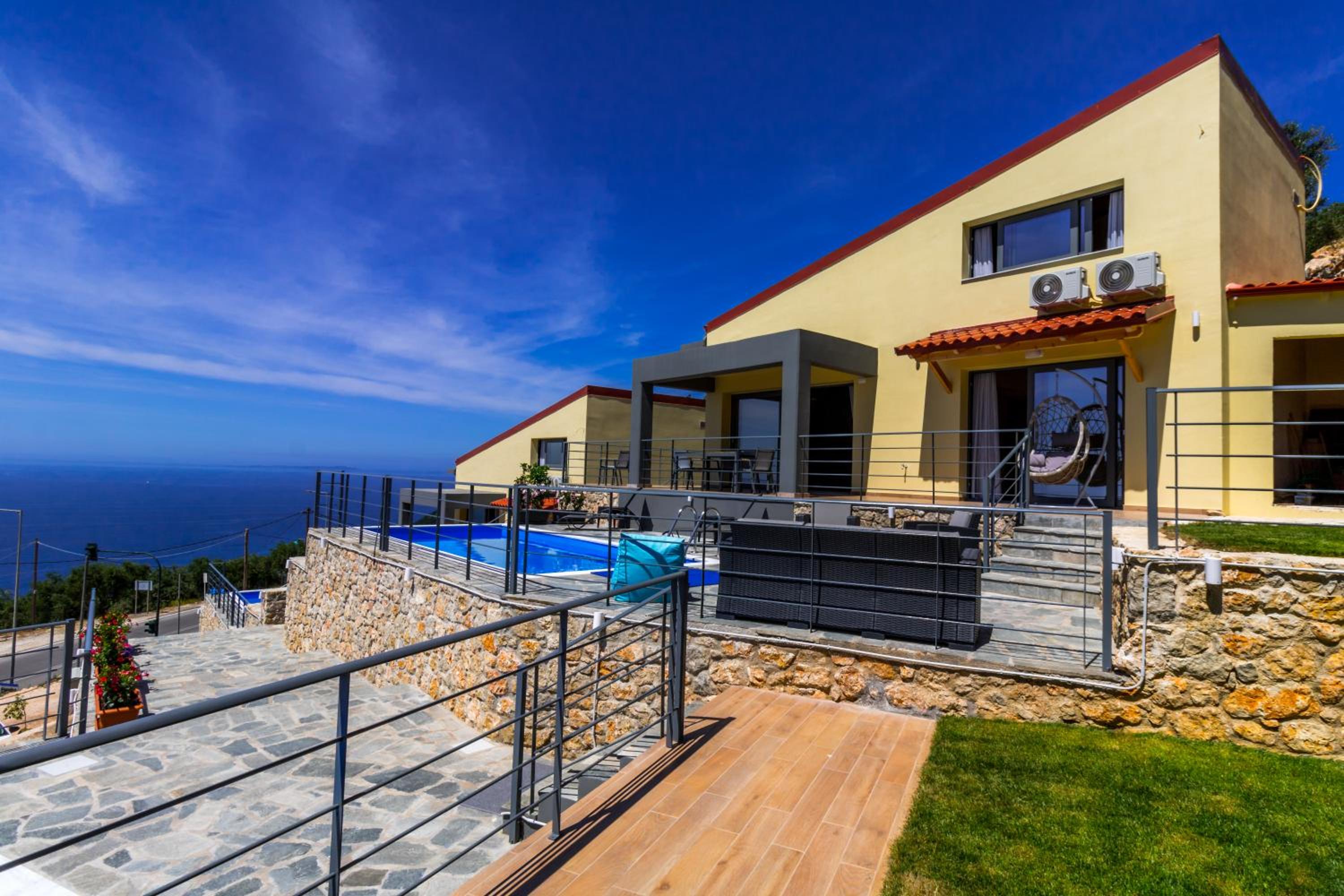 Hotel Santakira Villas - Image 1