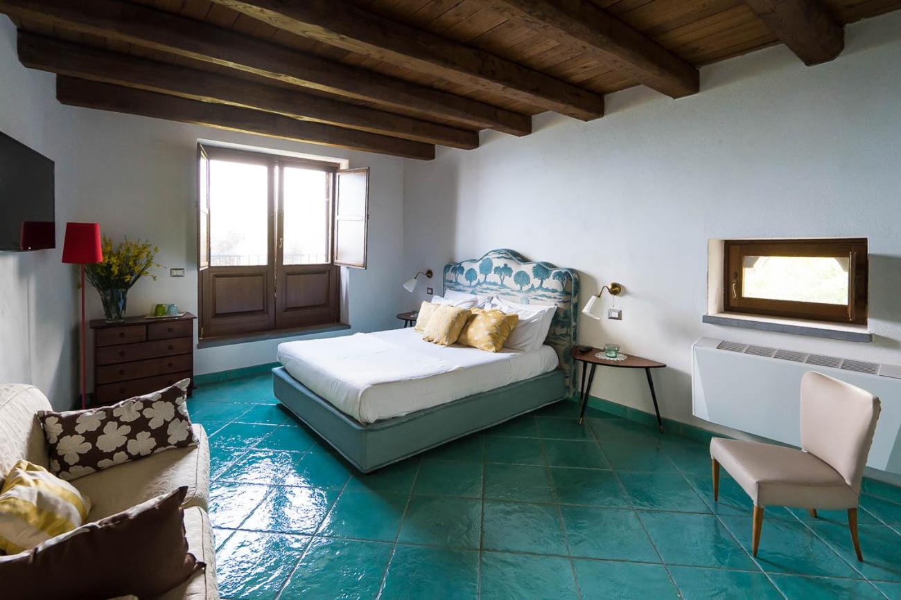 Ispani Inn Resort