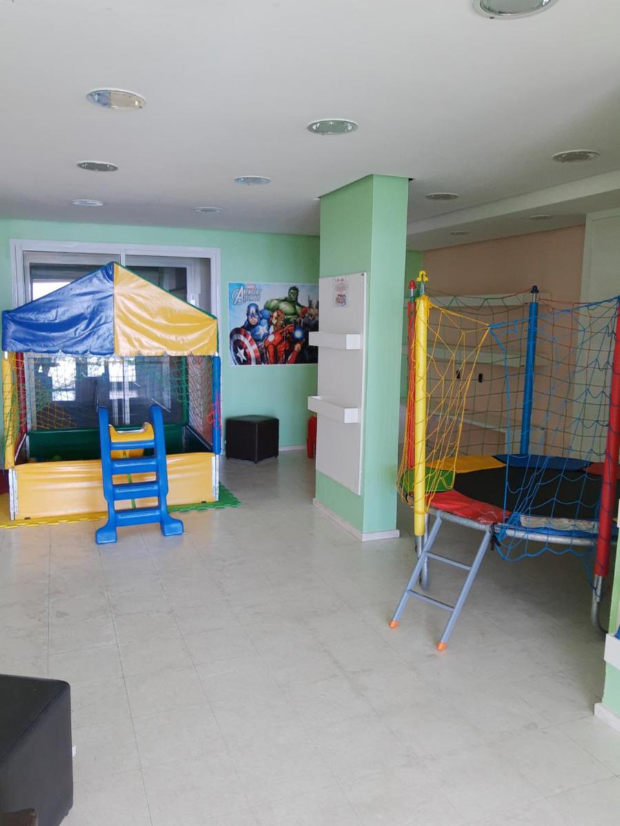 Apartamento com cobertura em Porto Real Suítes