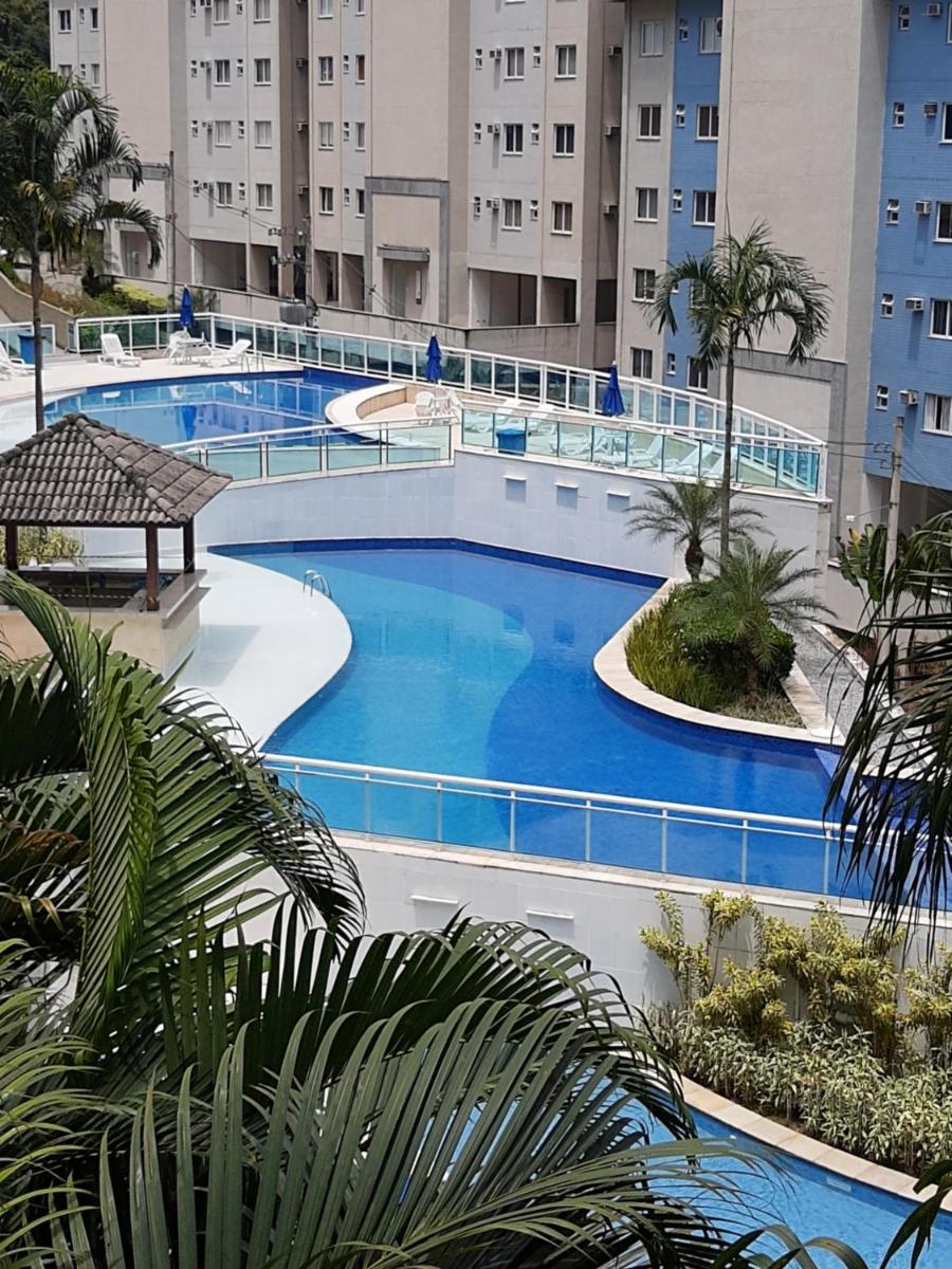 Apartamento com cobertura em Porto Real Suítes