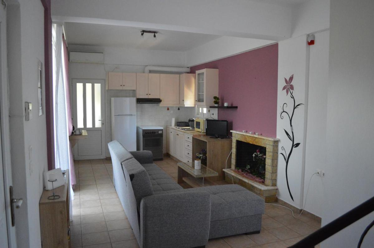 Serenity House Aigio Dimitropoulos photo 2