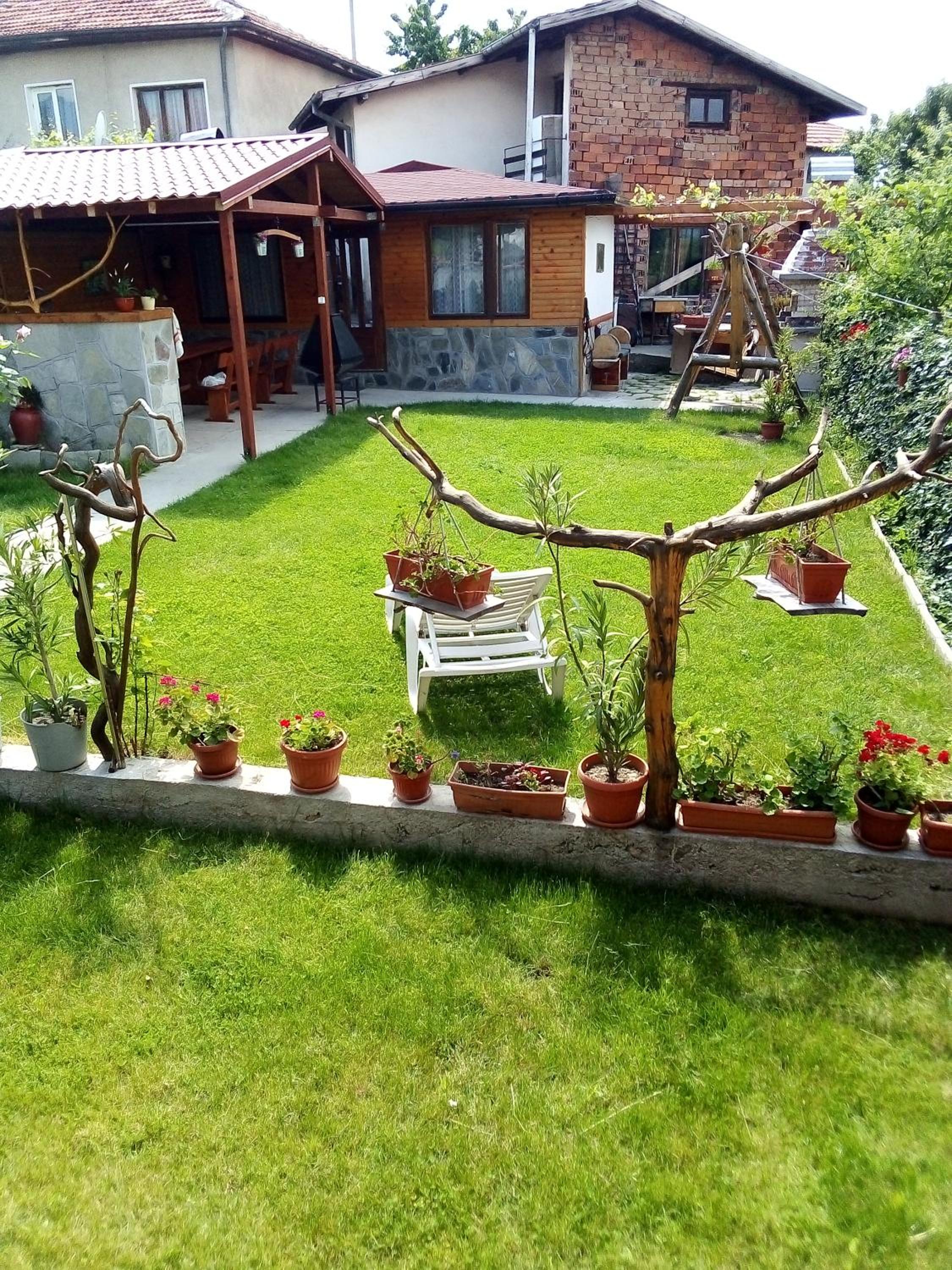 Holiday guest house KEMO