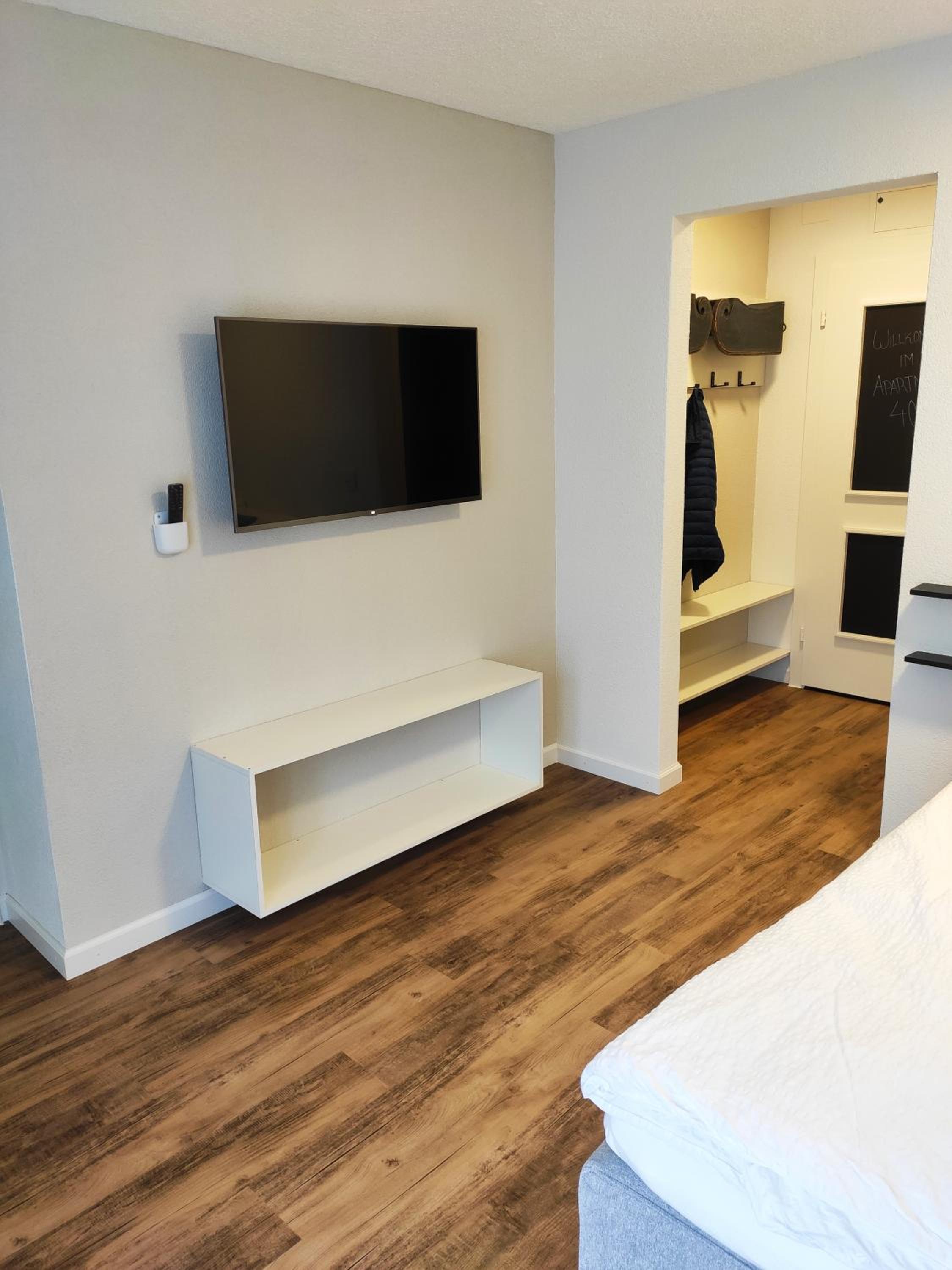 Apartment 401 view 5