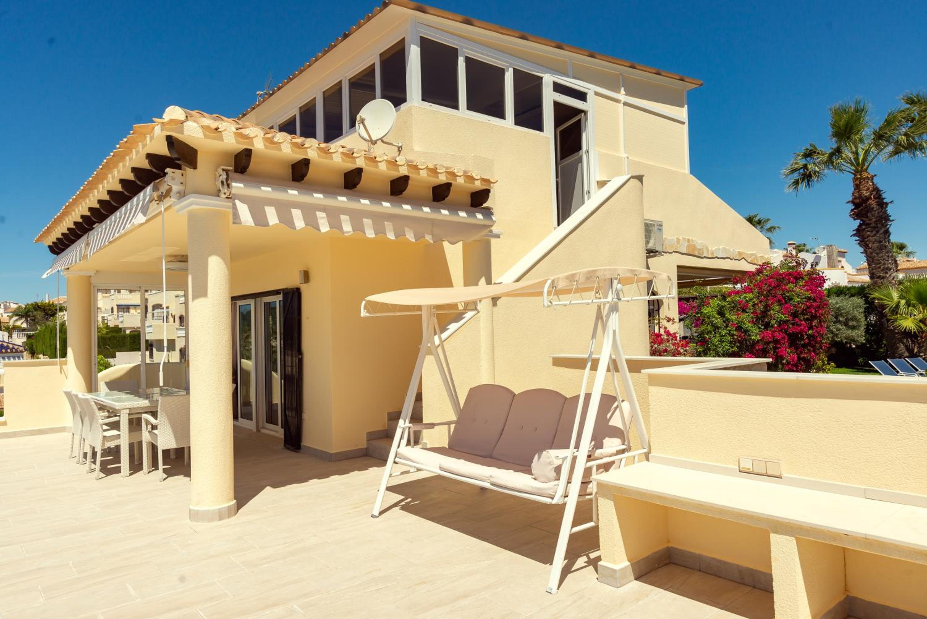 Holiday VILLA GOLF & SEE VIEW Villamartin view 5