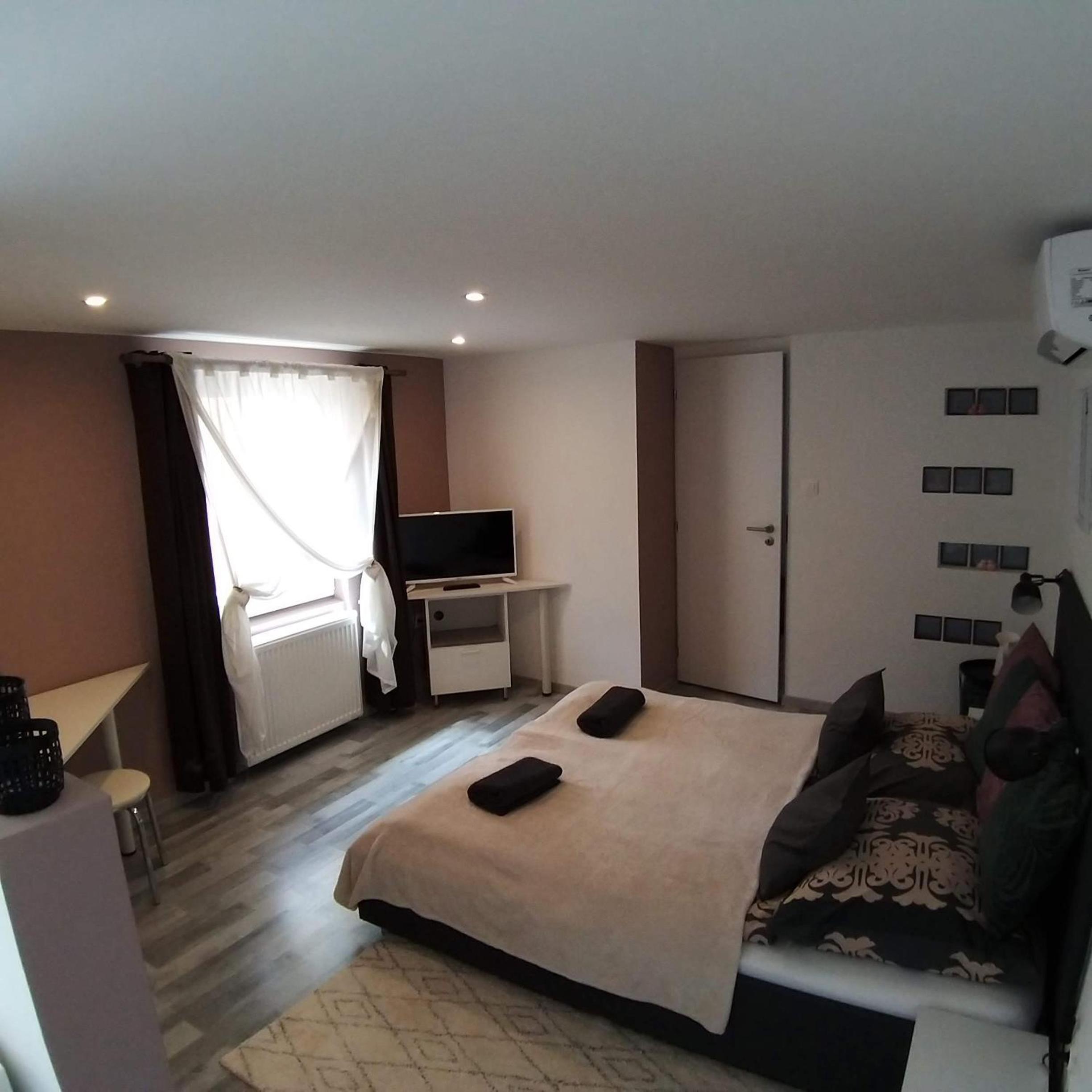Photo 45