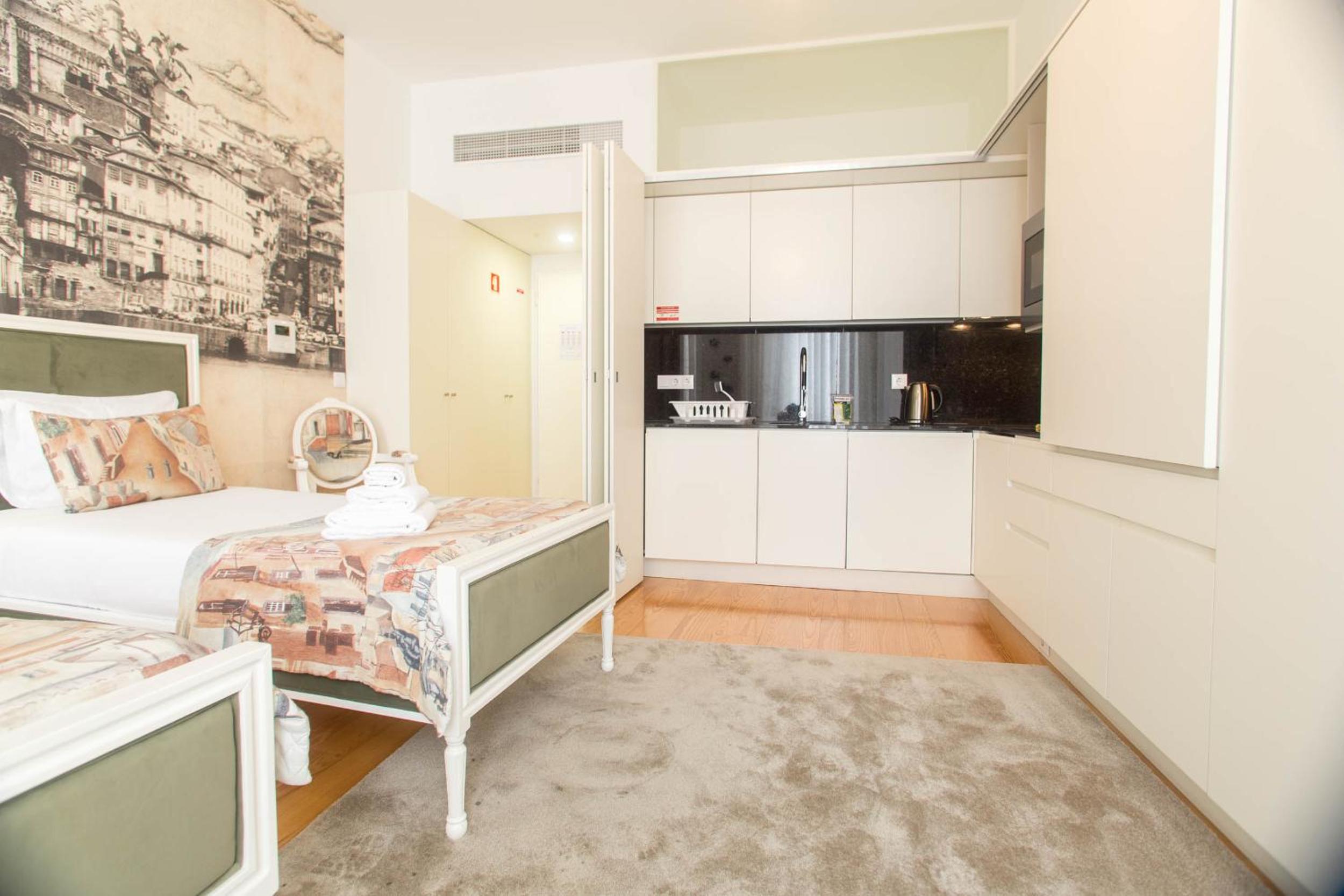 Aliados Downtown Studio by Porto City Hosts view 4