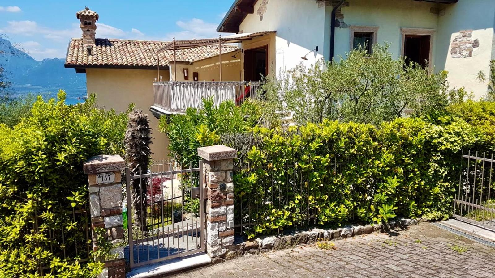 Ankommen und Wohlfühlen - Traumaussichten in Albisano view 5