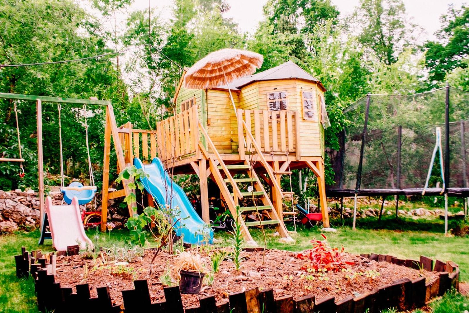 Paradise garden view 5