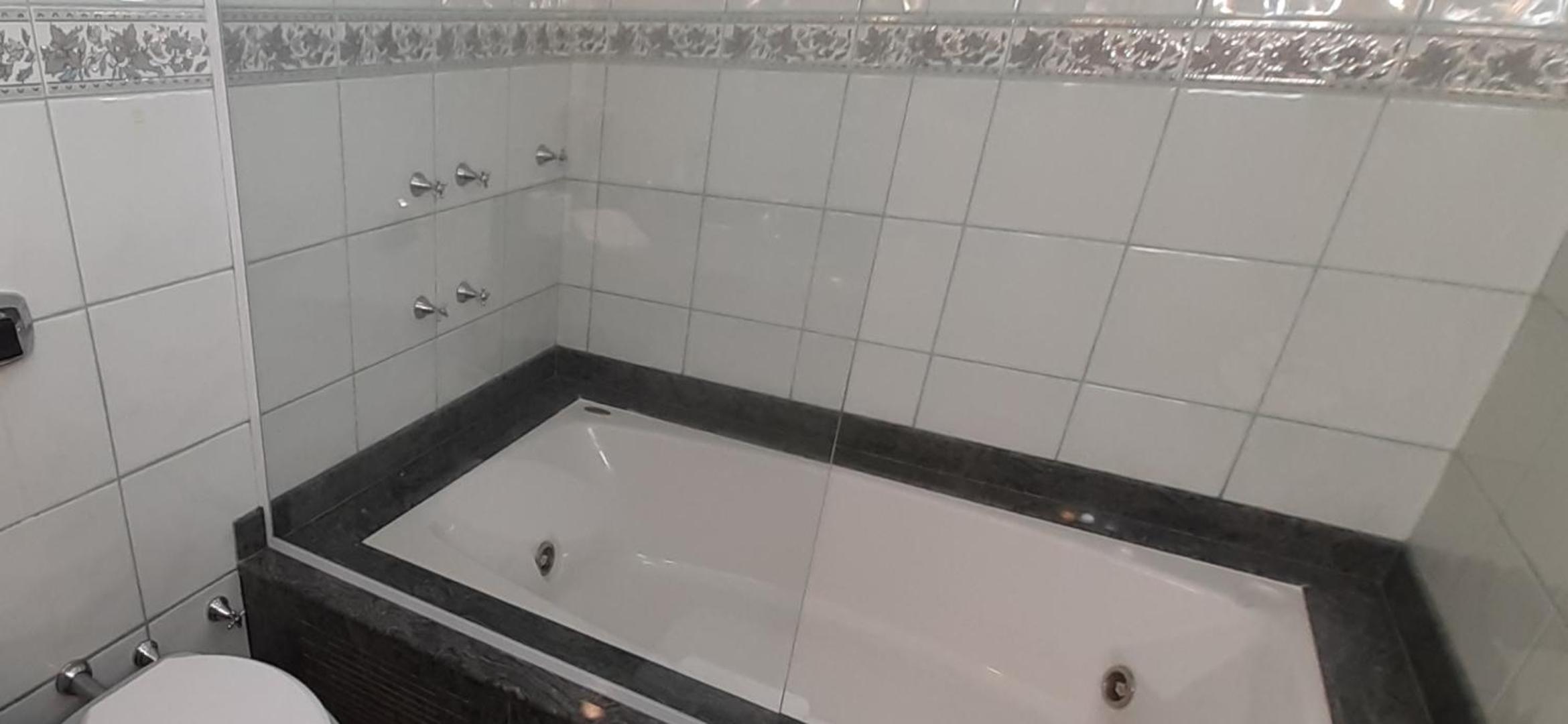 Jacuzzi Relax/Suíte climatizada/centro
