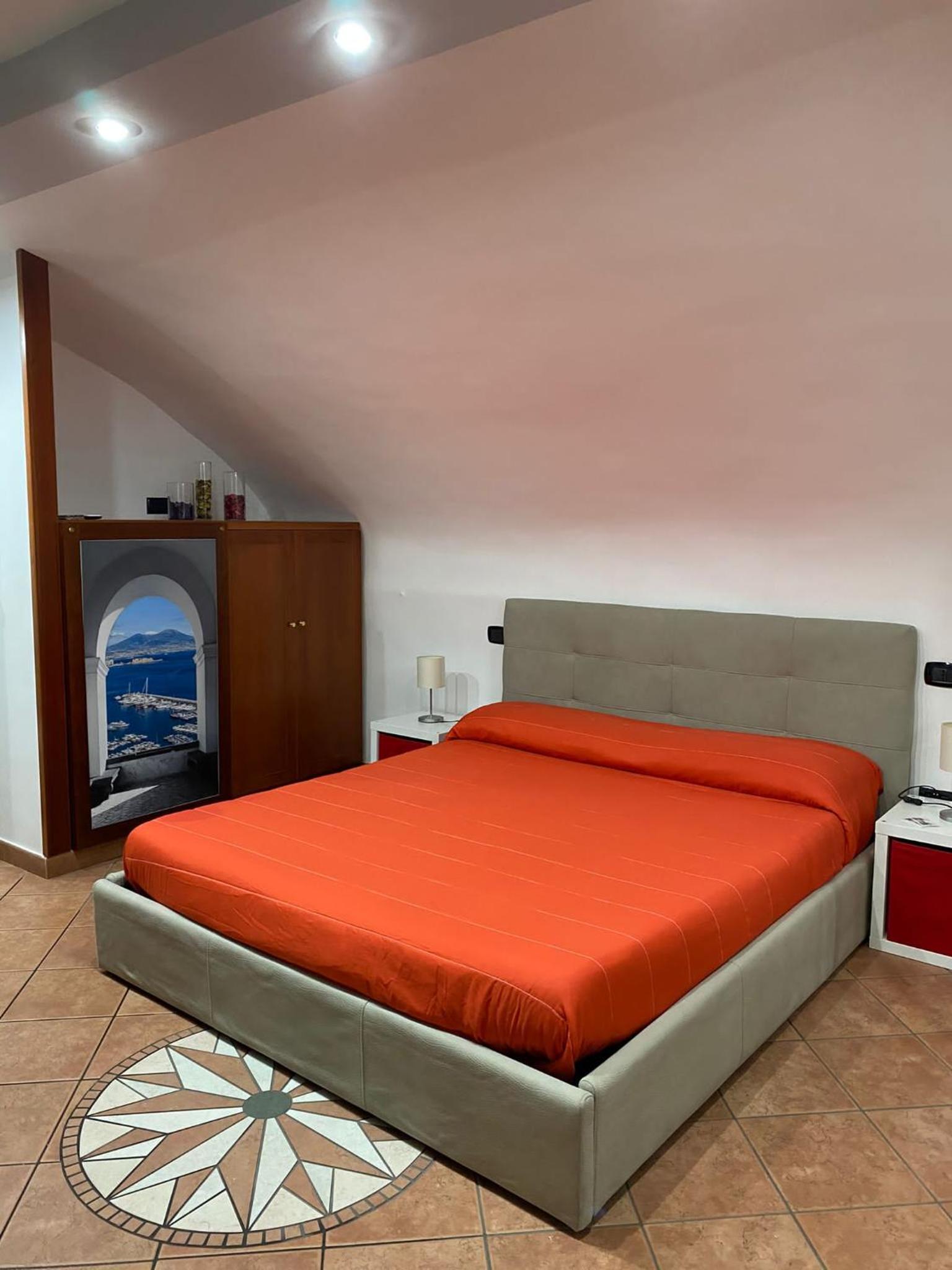 Home in love: balconcino spaccanapoli
