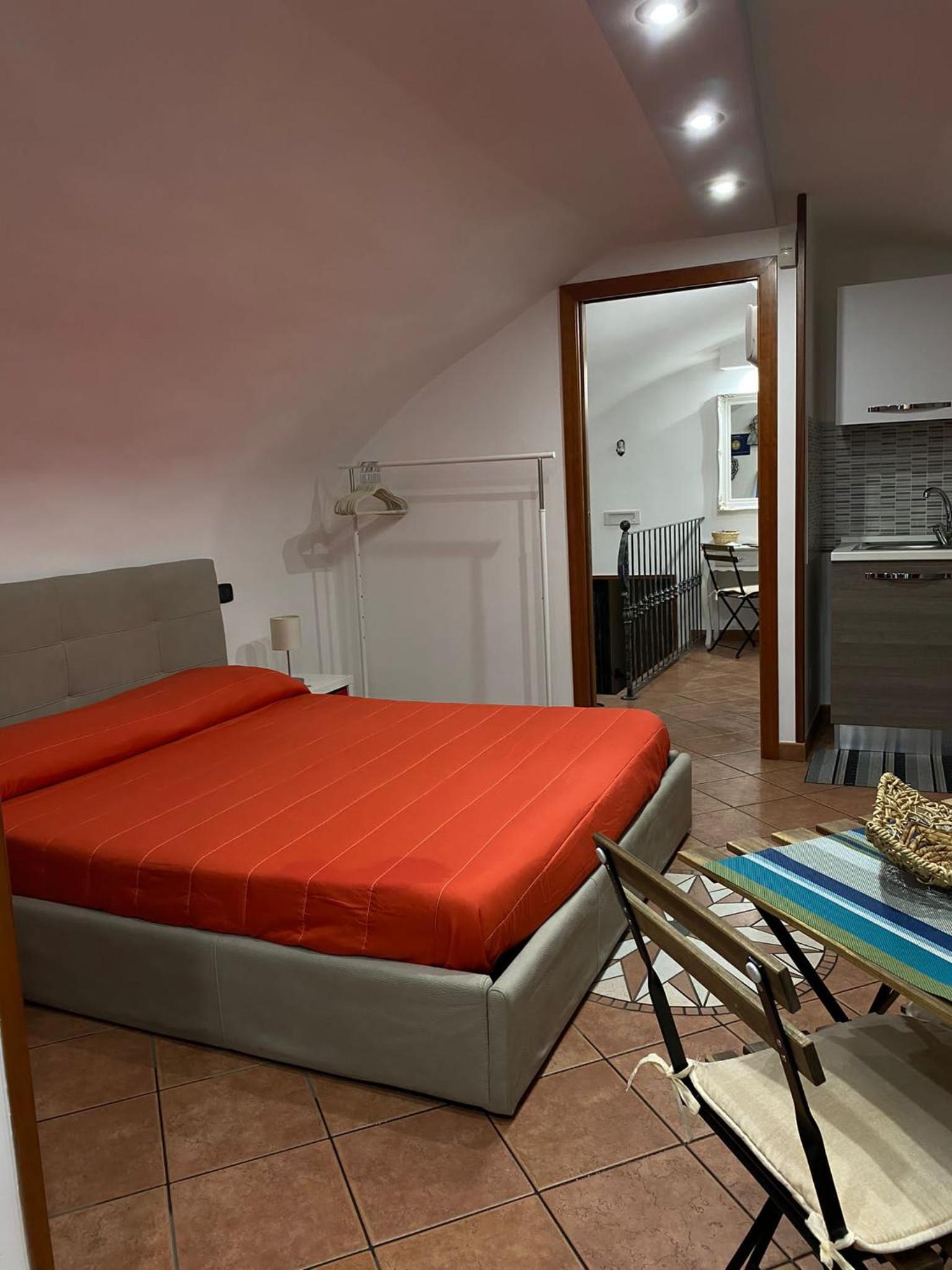 Home in love: balconcino spaccanapoli