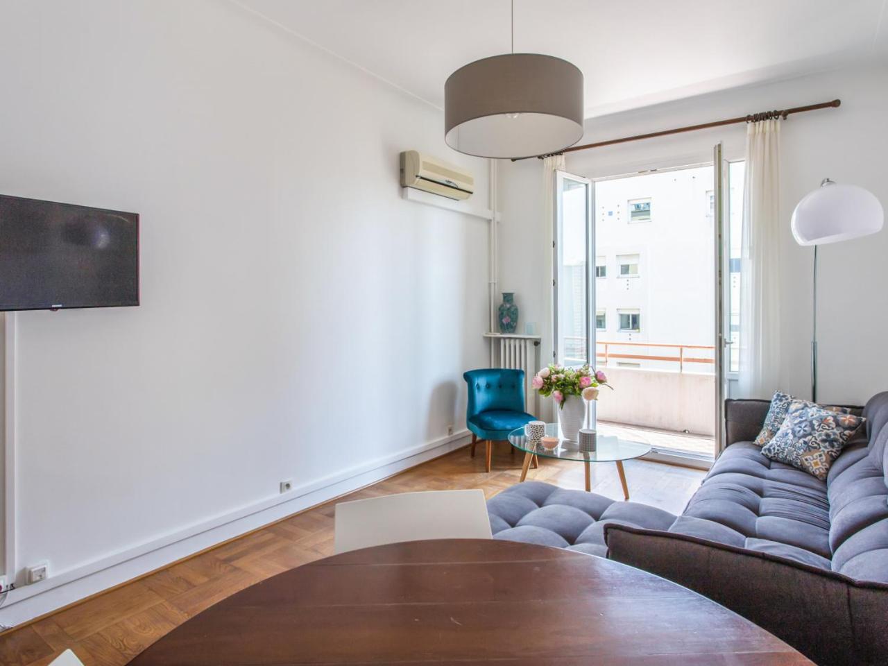 Nice, 58 M2 ! superbe appartement climatisé ! 3 couchages, proche de la promenade des Anglais et de la Gare ! ! photo 4