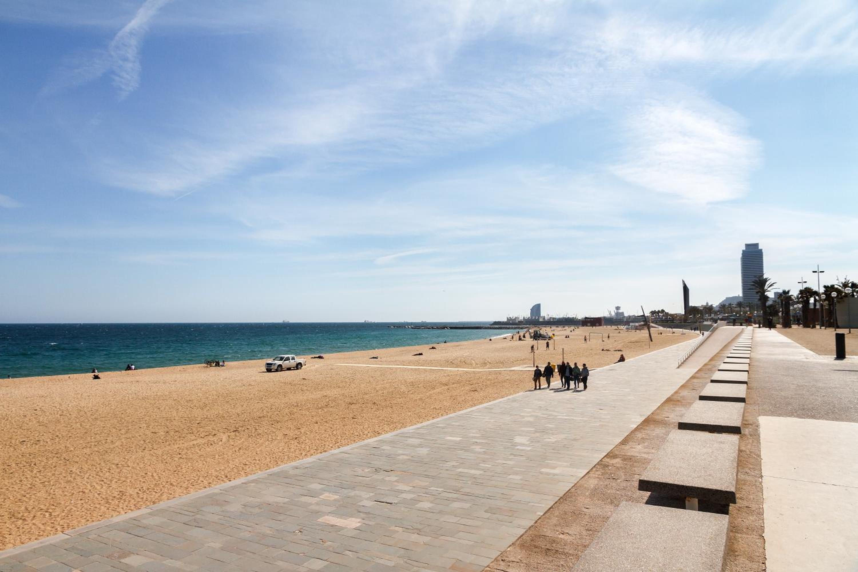 Feelathome Poblenou Beach Apartments