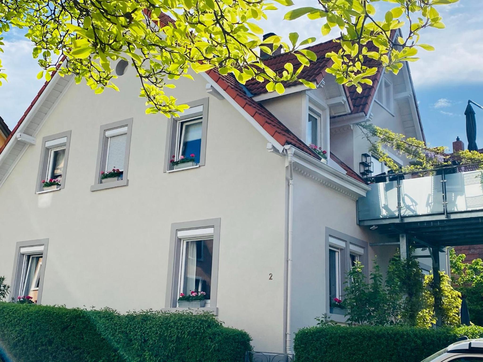 seeglueck OASE - Charmante Unterkunft mit Garten Gästezimmern und Tiny House nahe Universität Insel Mainau und See in Konstanz