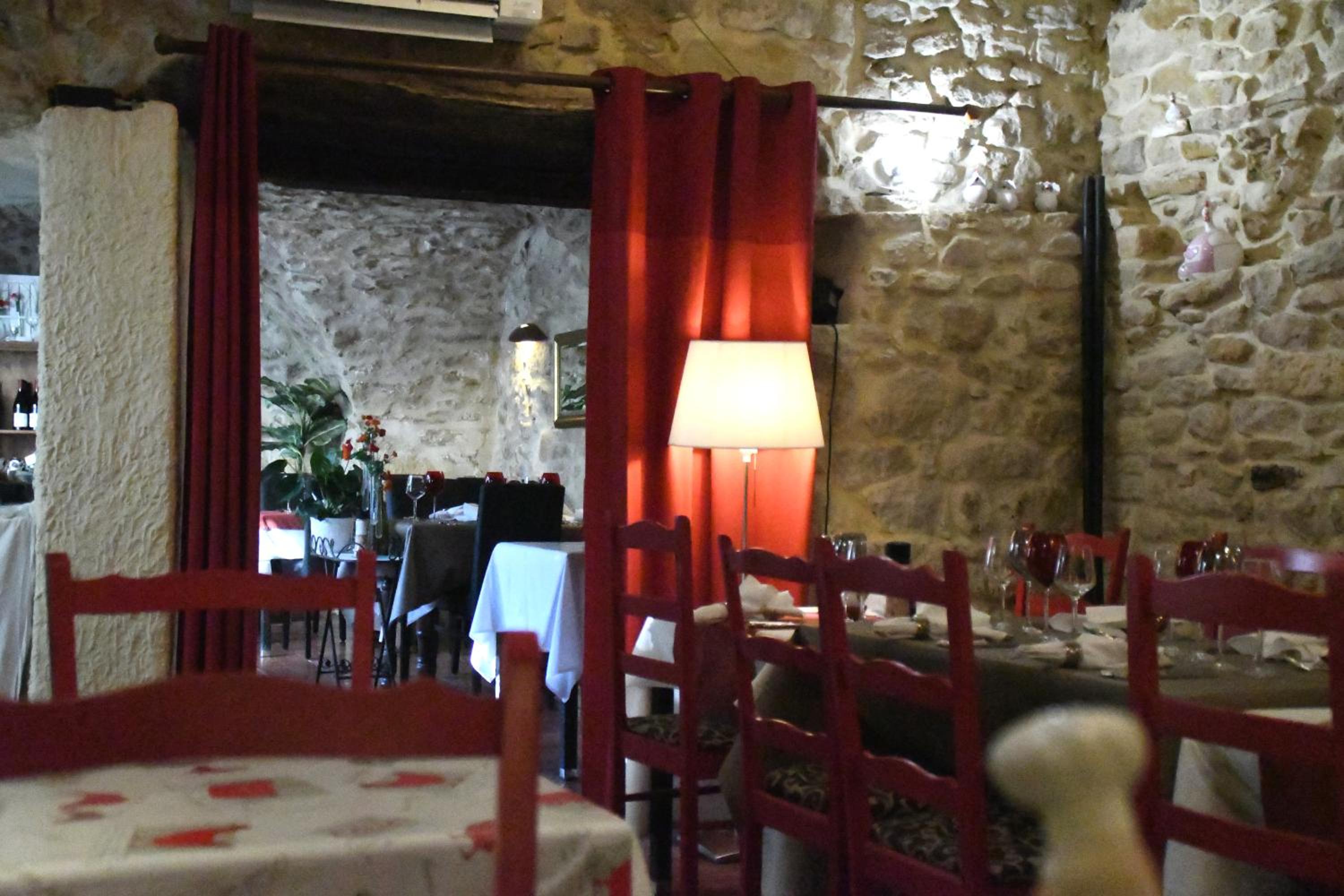 restaurant