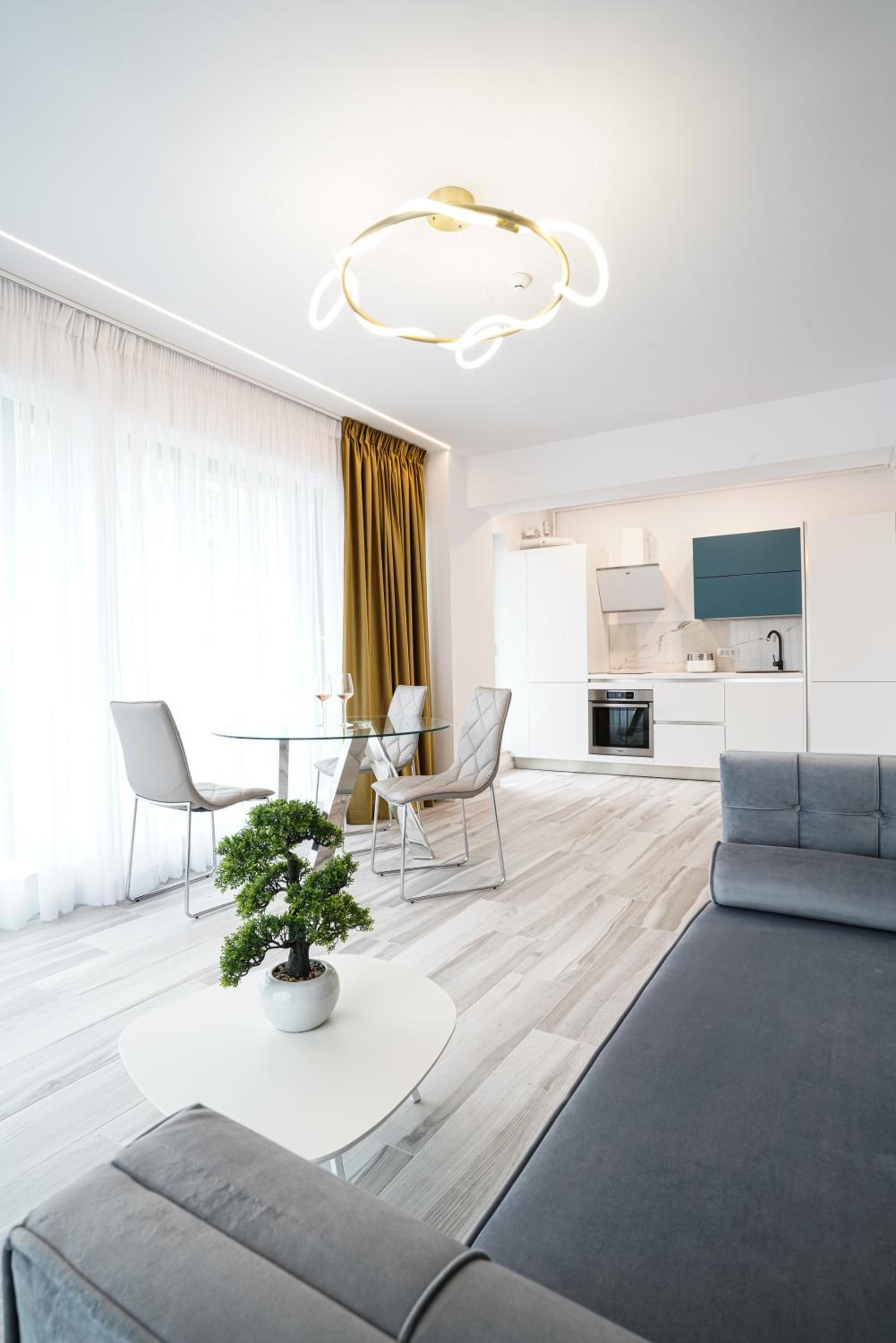 Bel Air Apartments Mamaia Nord view 3