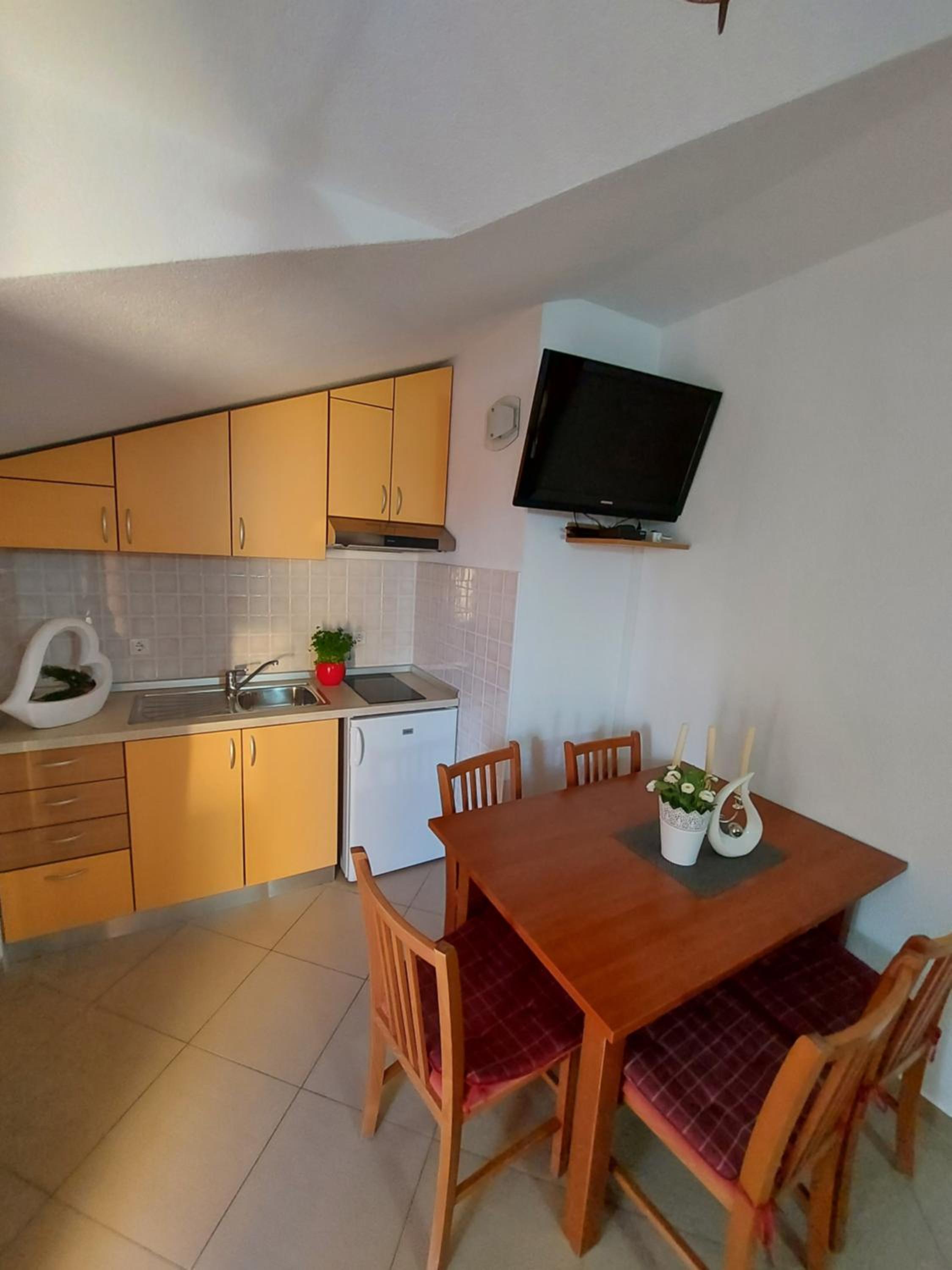 Guest House As view 2