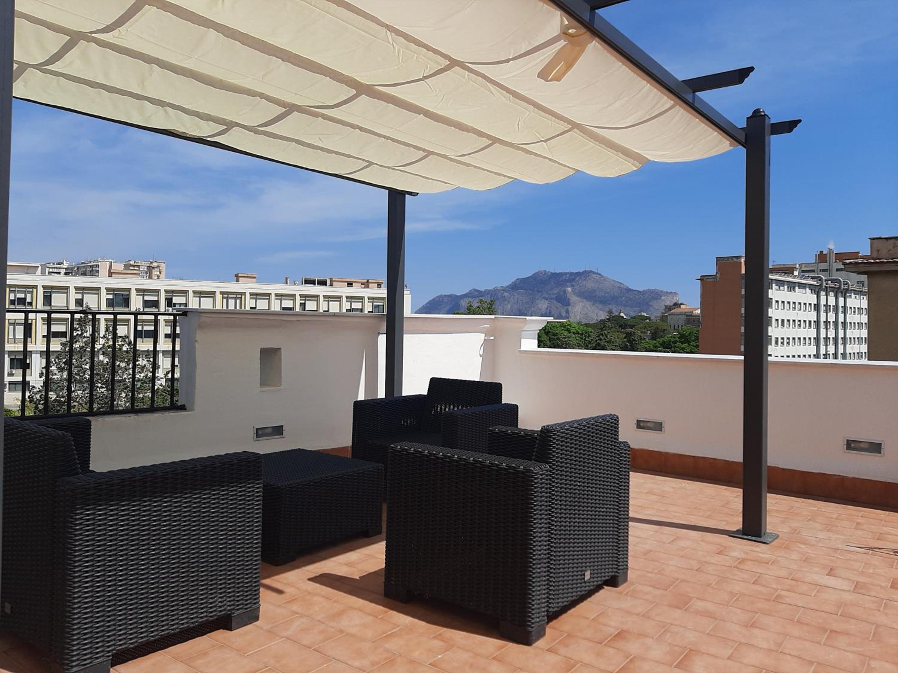 Triscele house view 3