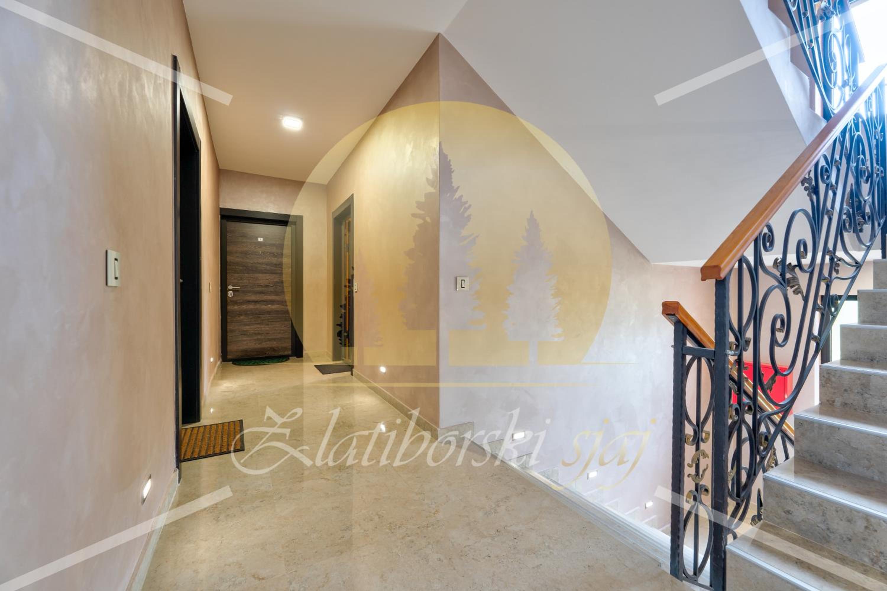 Photo 62